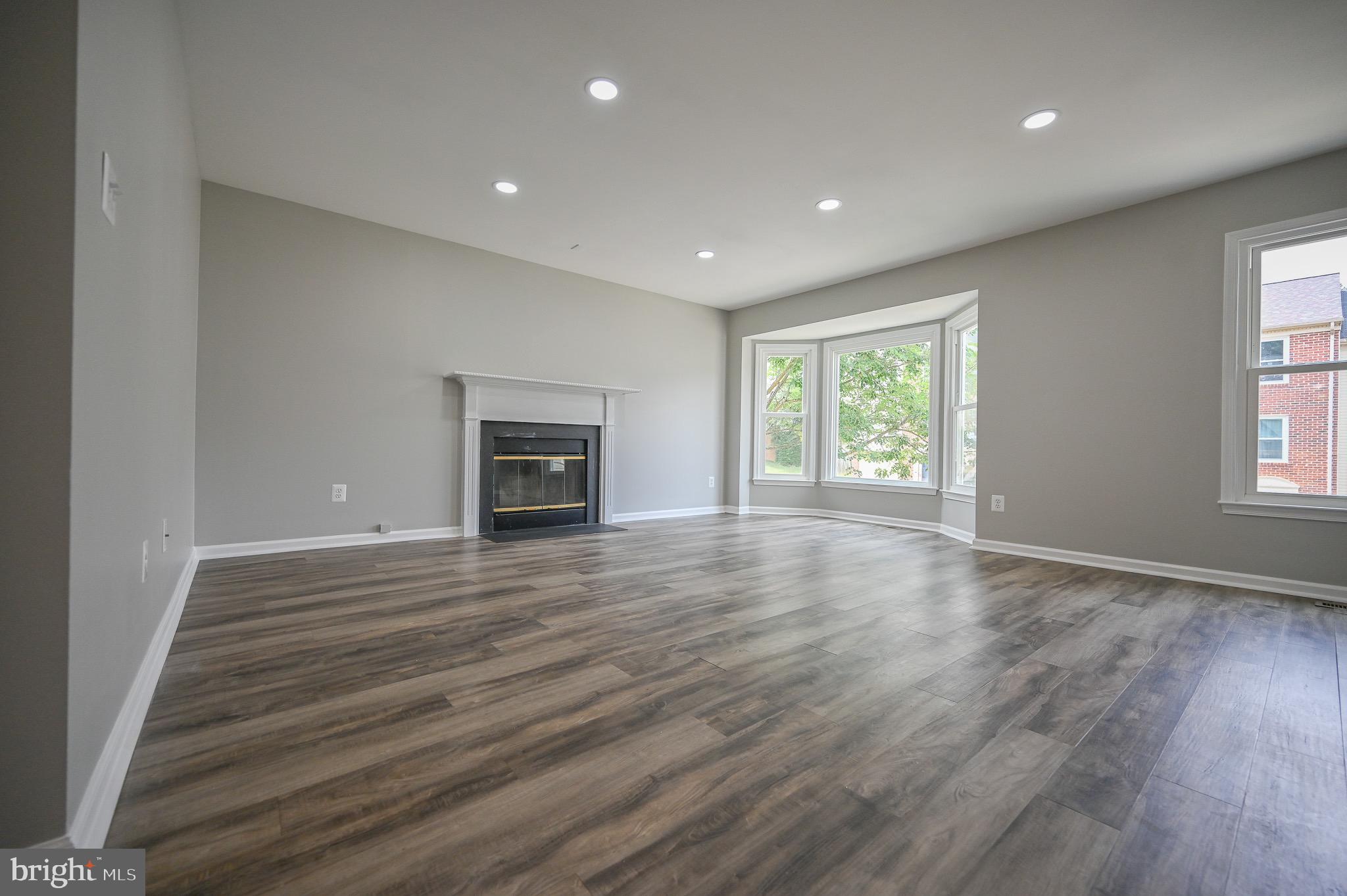 TOWNES OF ASHLEIGH - Residential Lease