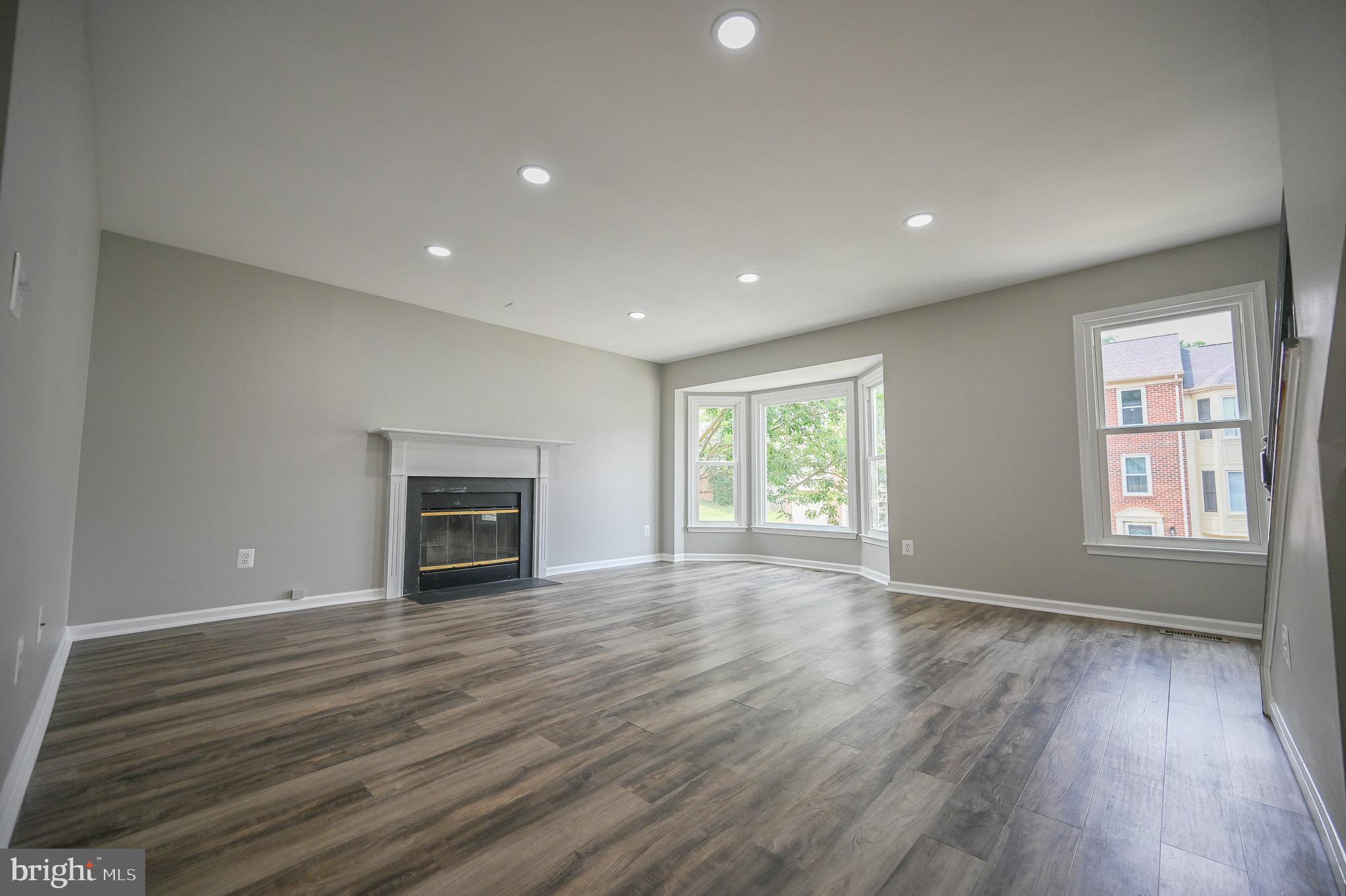 TOWNES OF ASHLEIGH - Residential Lease