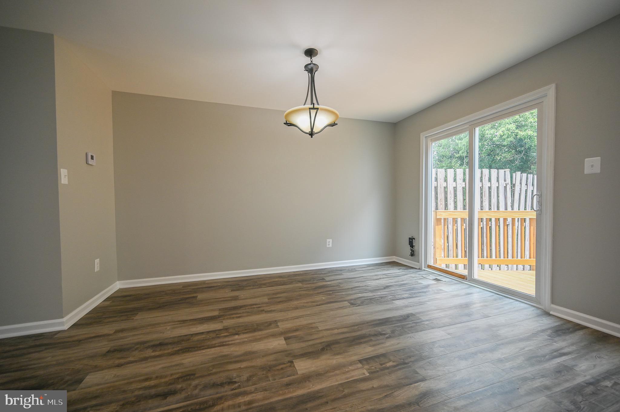 TOWNES OF ASHLEIGH - Residential Lease