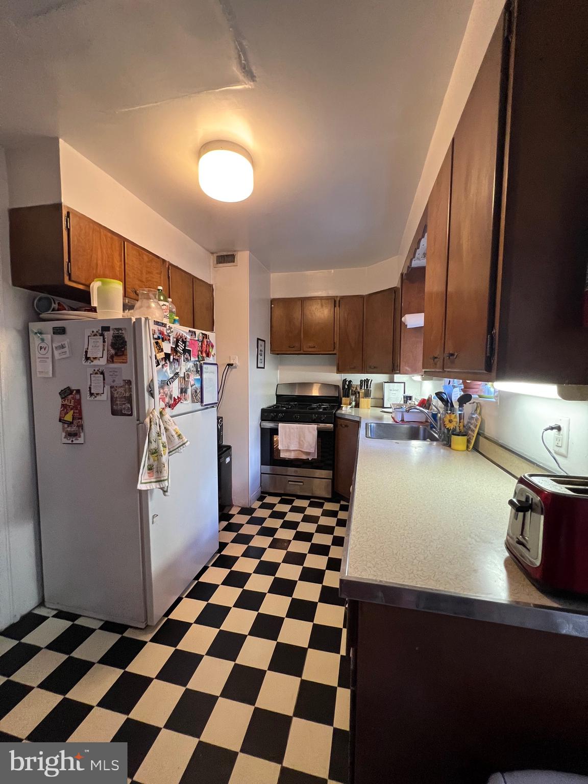 RITTENHOUSE SQUARE - Residential Lease