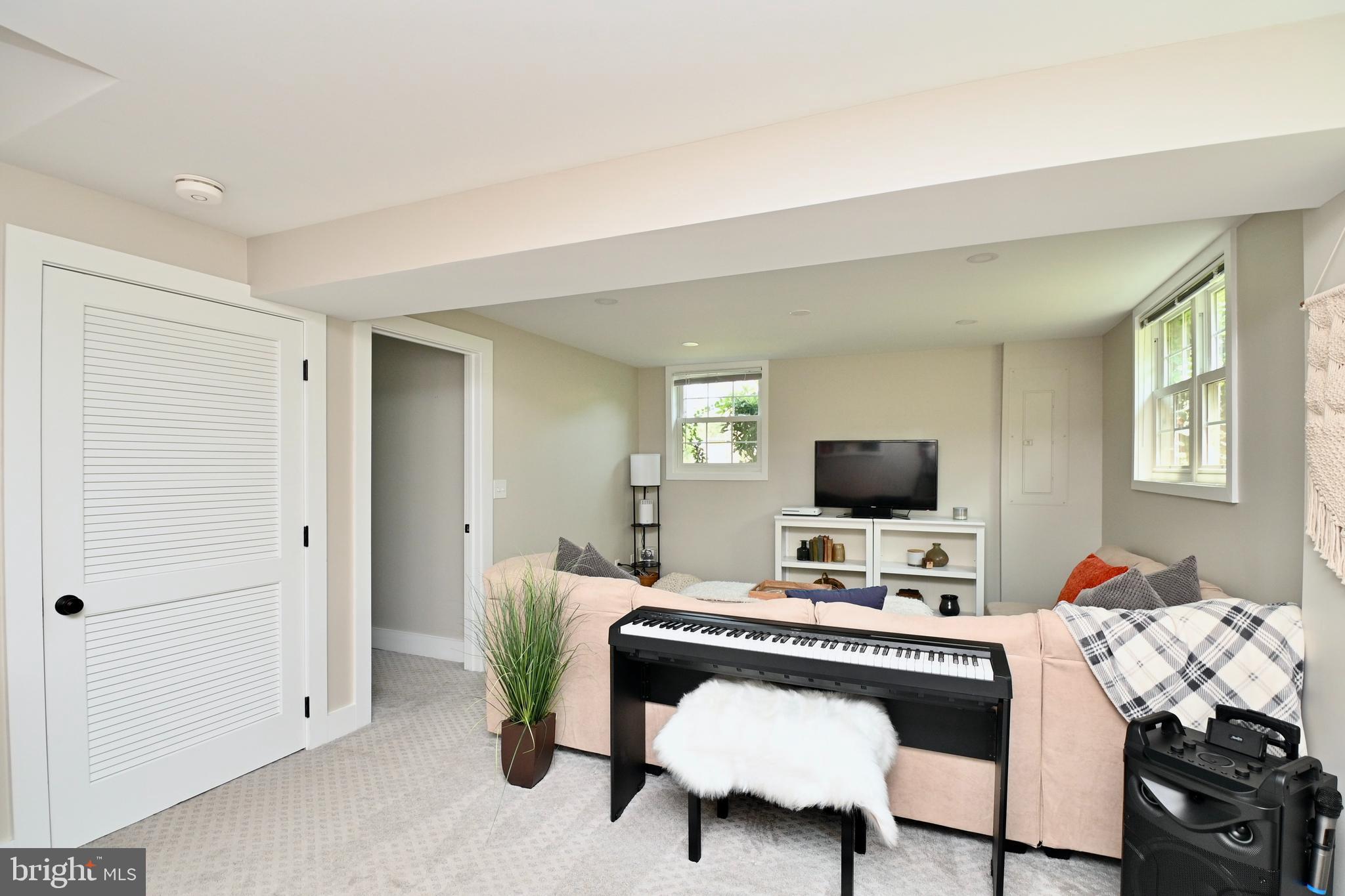 BRISTOW - Residential