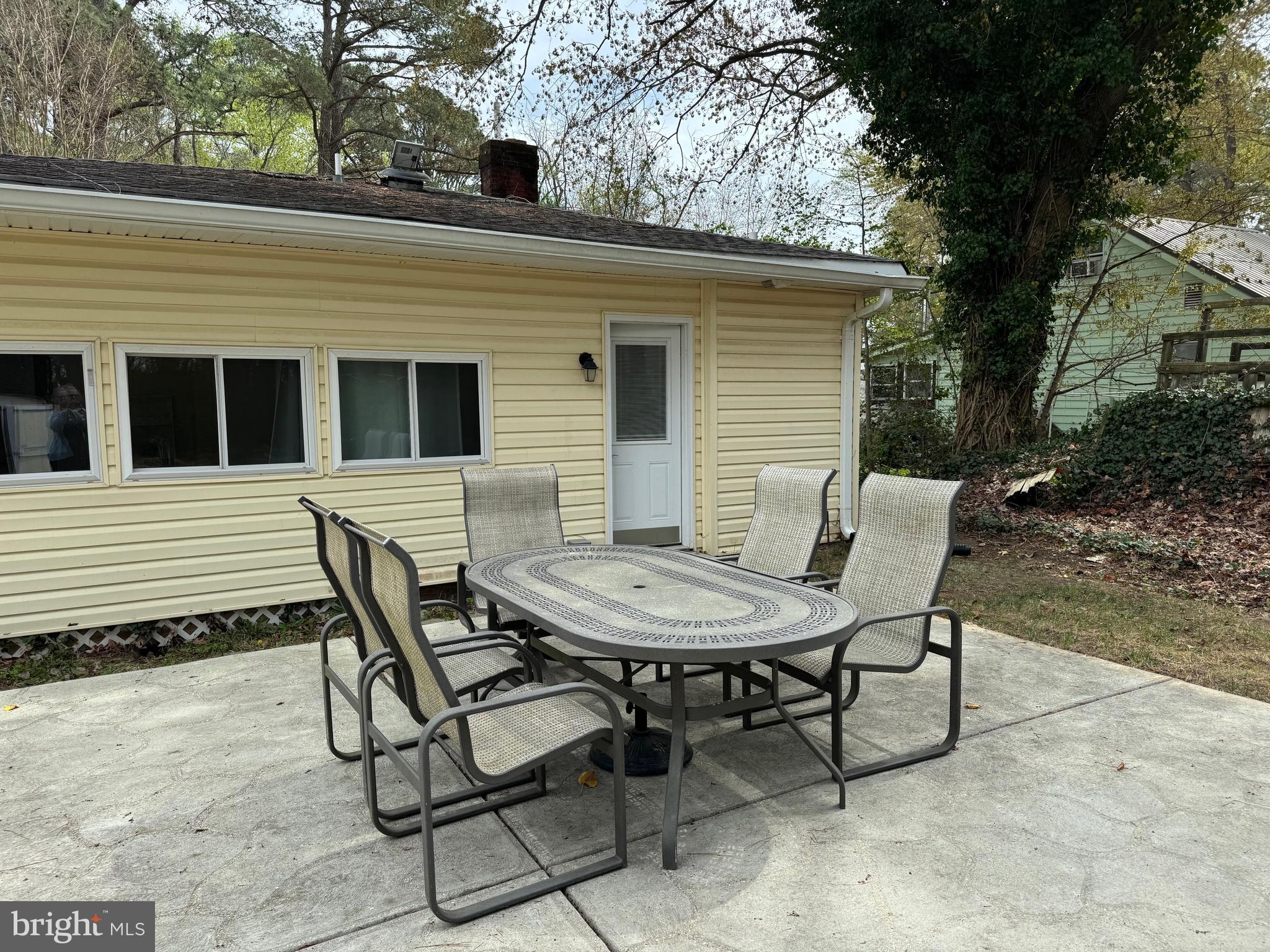 BRETON BEACH - Residential