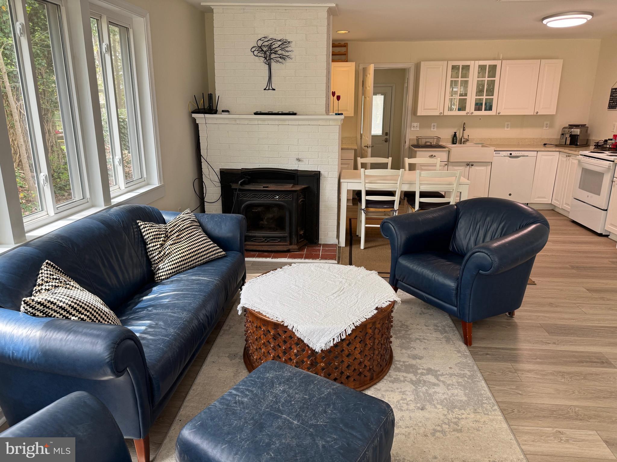 BRETON BEACH - Residential