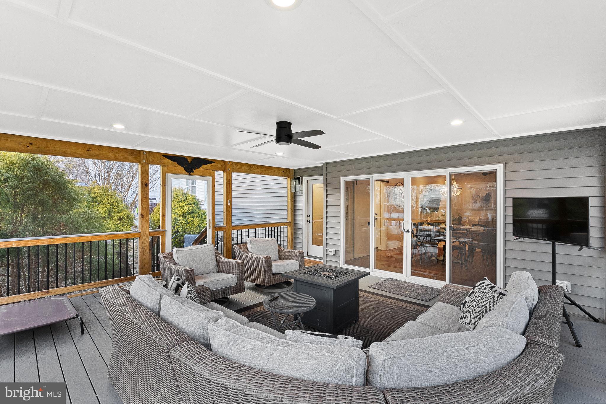 GREENWOOD COMMONS - Residential