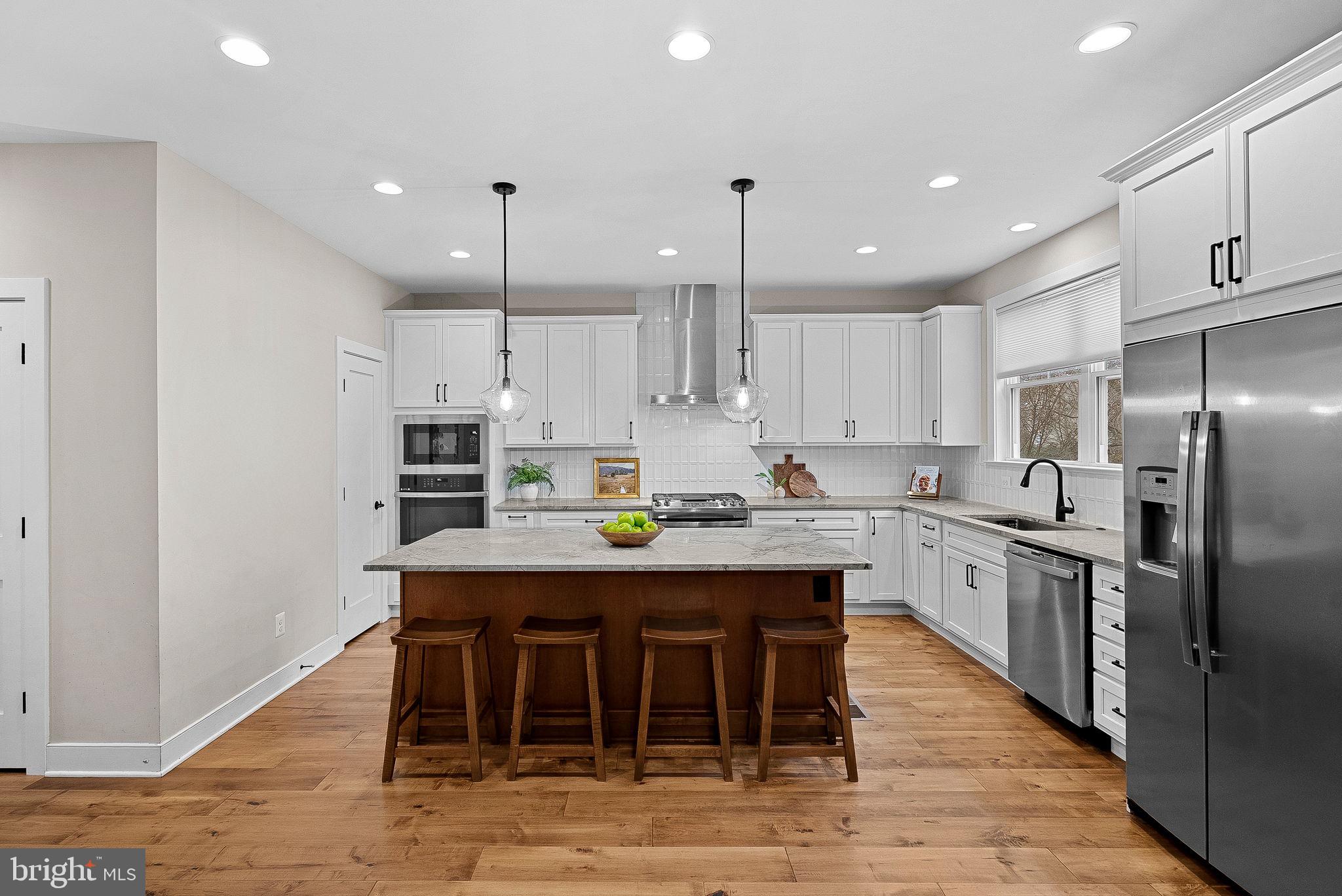 GREENWOOD COMMONS - Residential