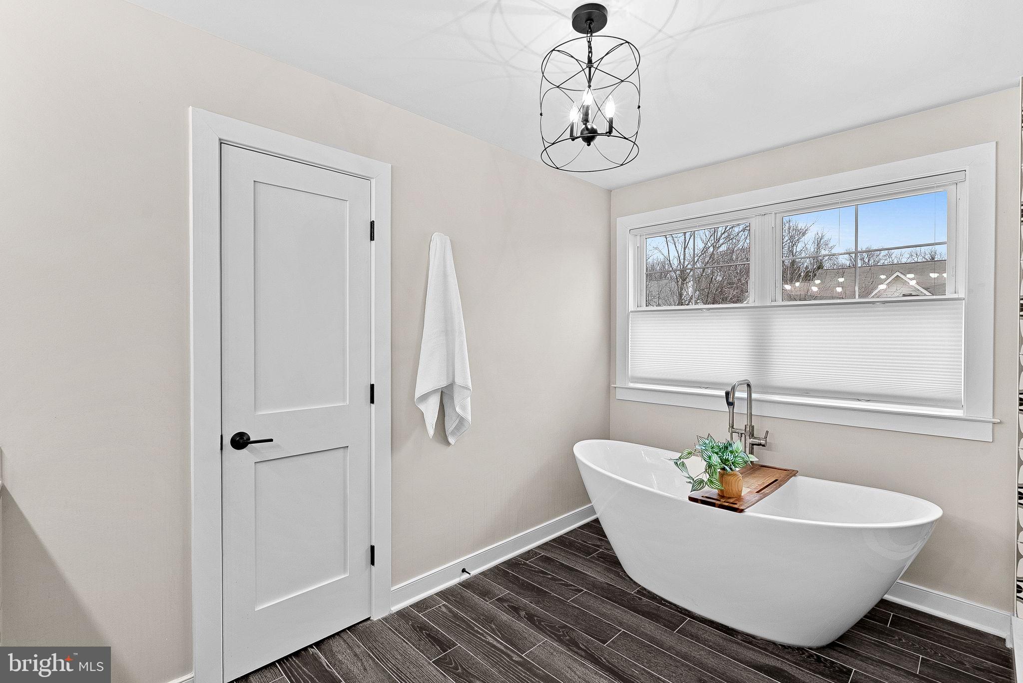 GREENWOOD COMMONS - Residential