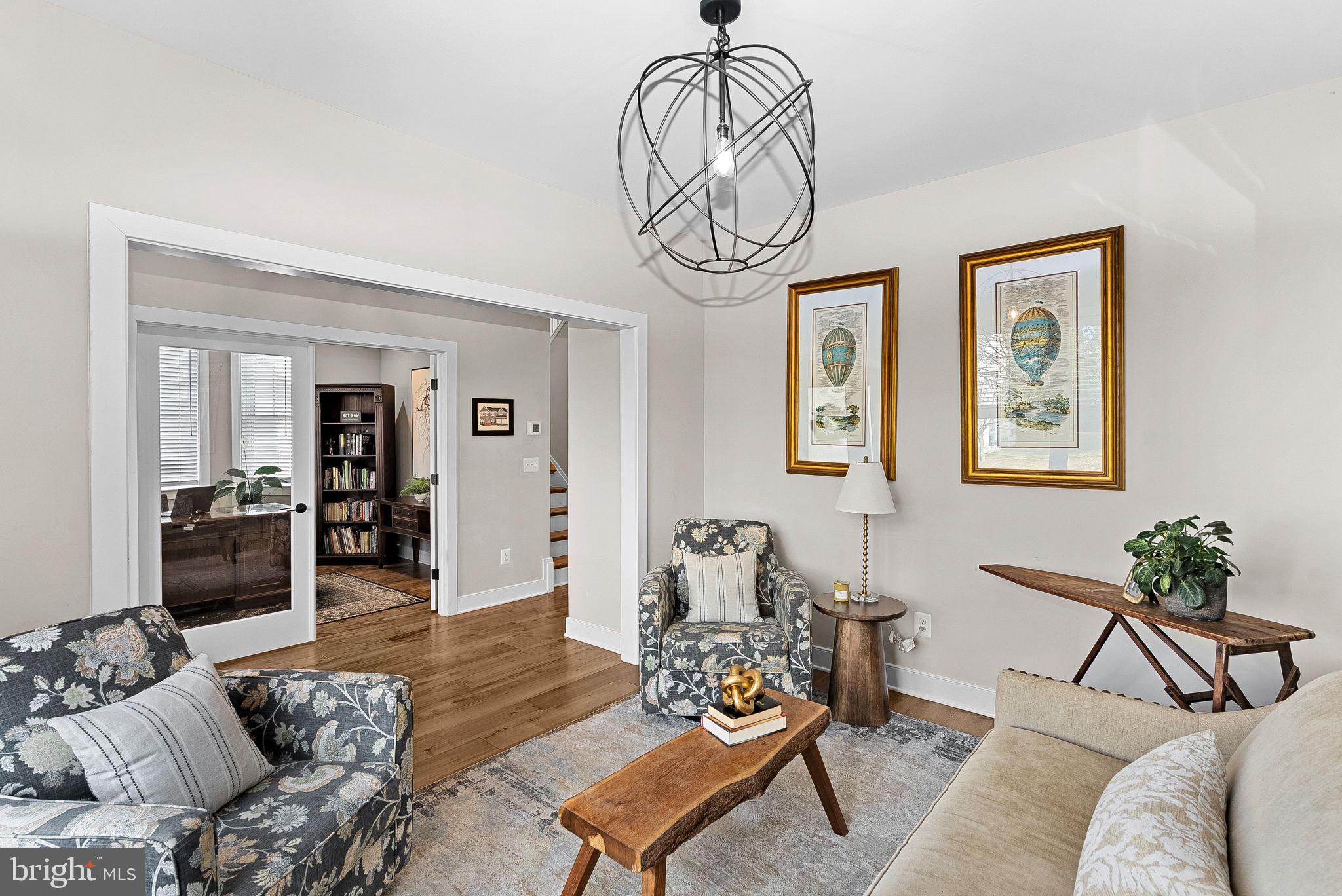 GREENWOOD COMMONS - Residential