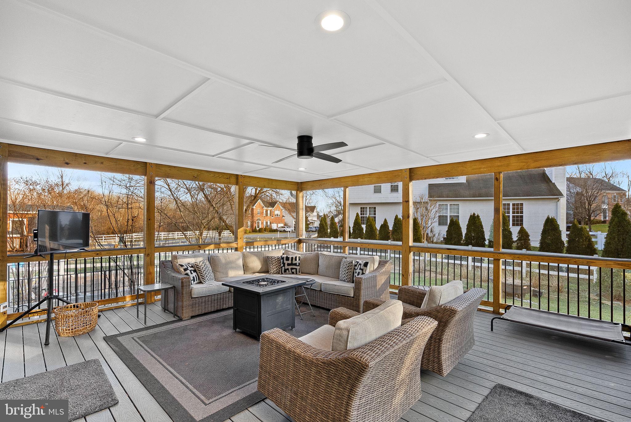 GREENWOOD COMMONS - Residential