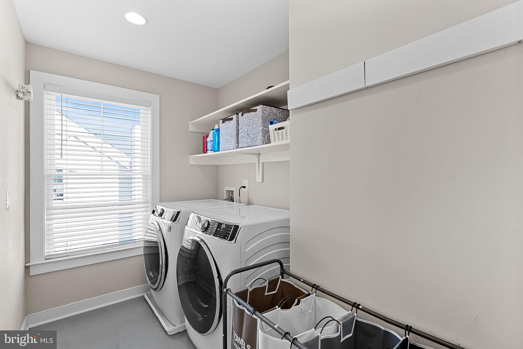 GREENWOOD COMMONS - Residential