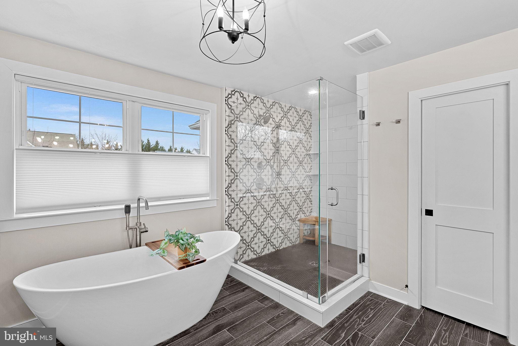 GREENWOOD COMMONS - Residential