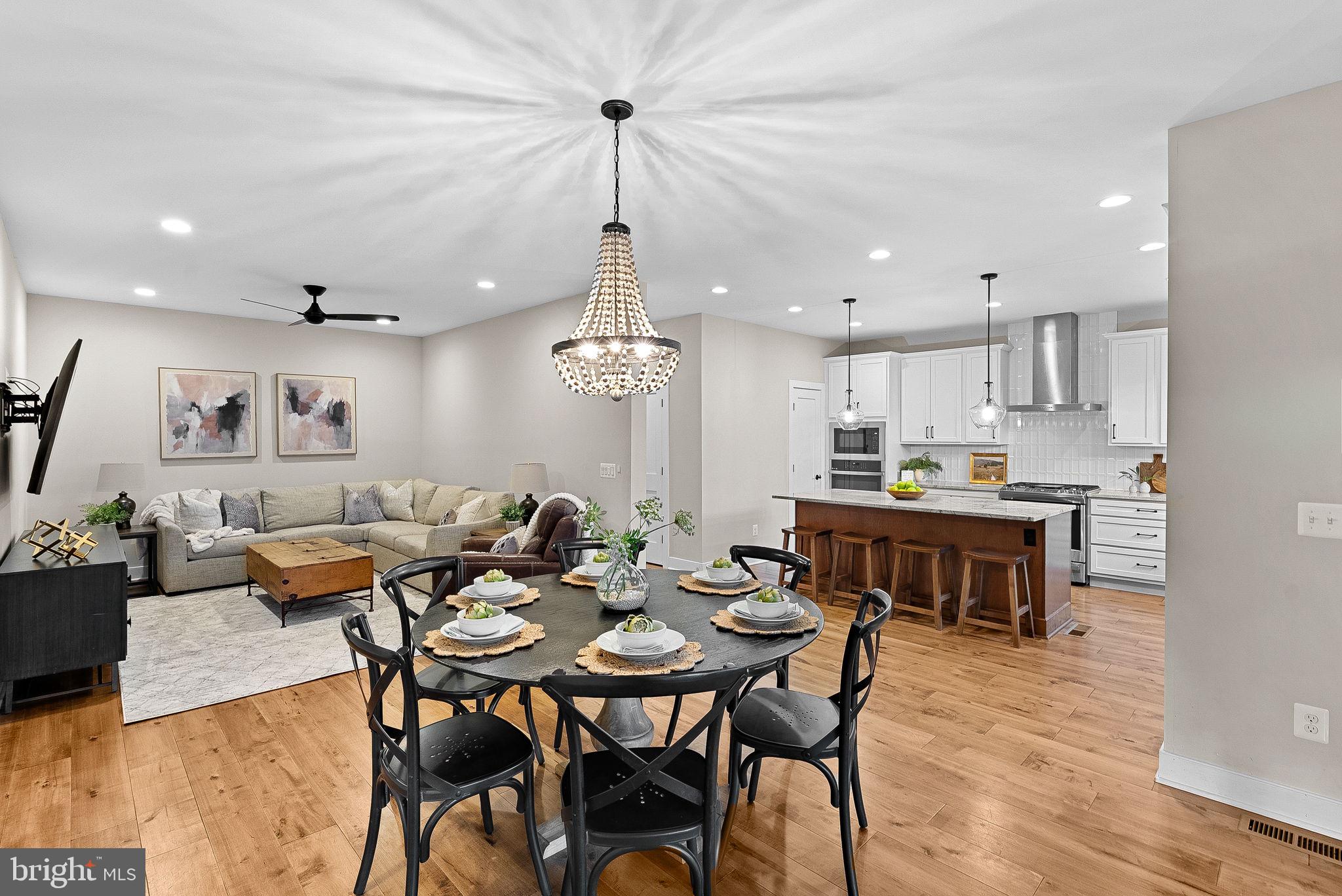 GREENWOOD COMMONS - Residential