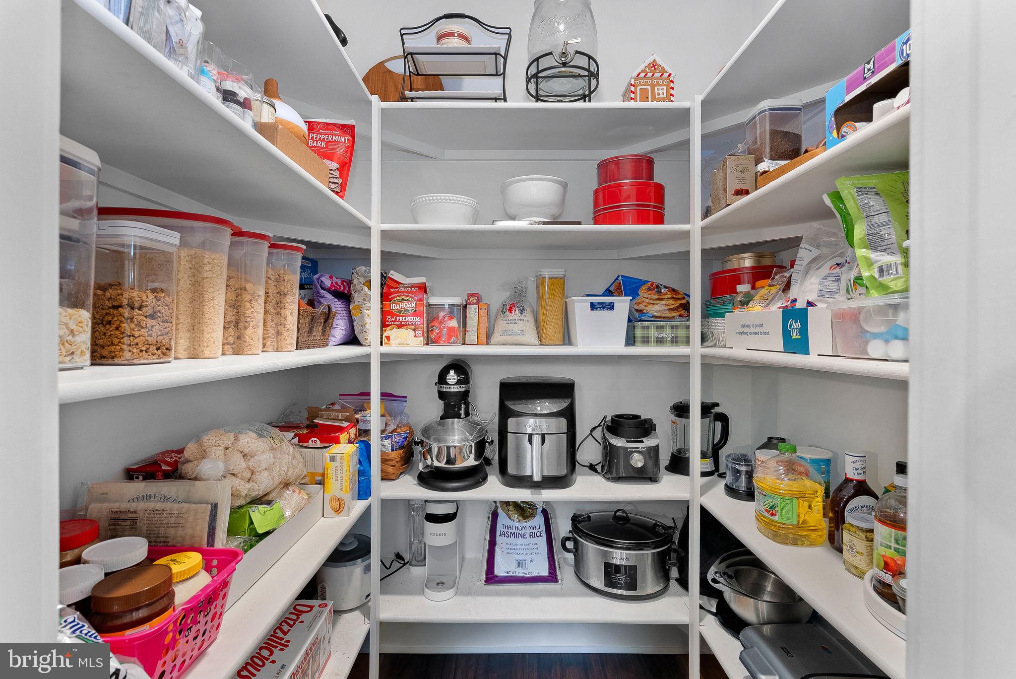 GREENWOOD COMMONS - Residential