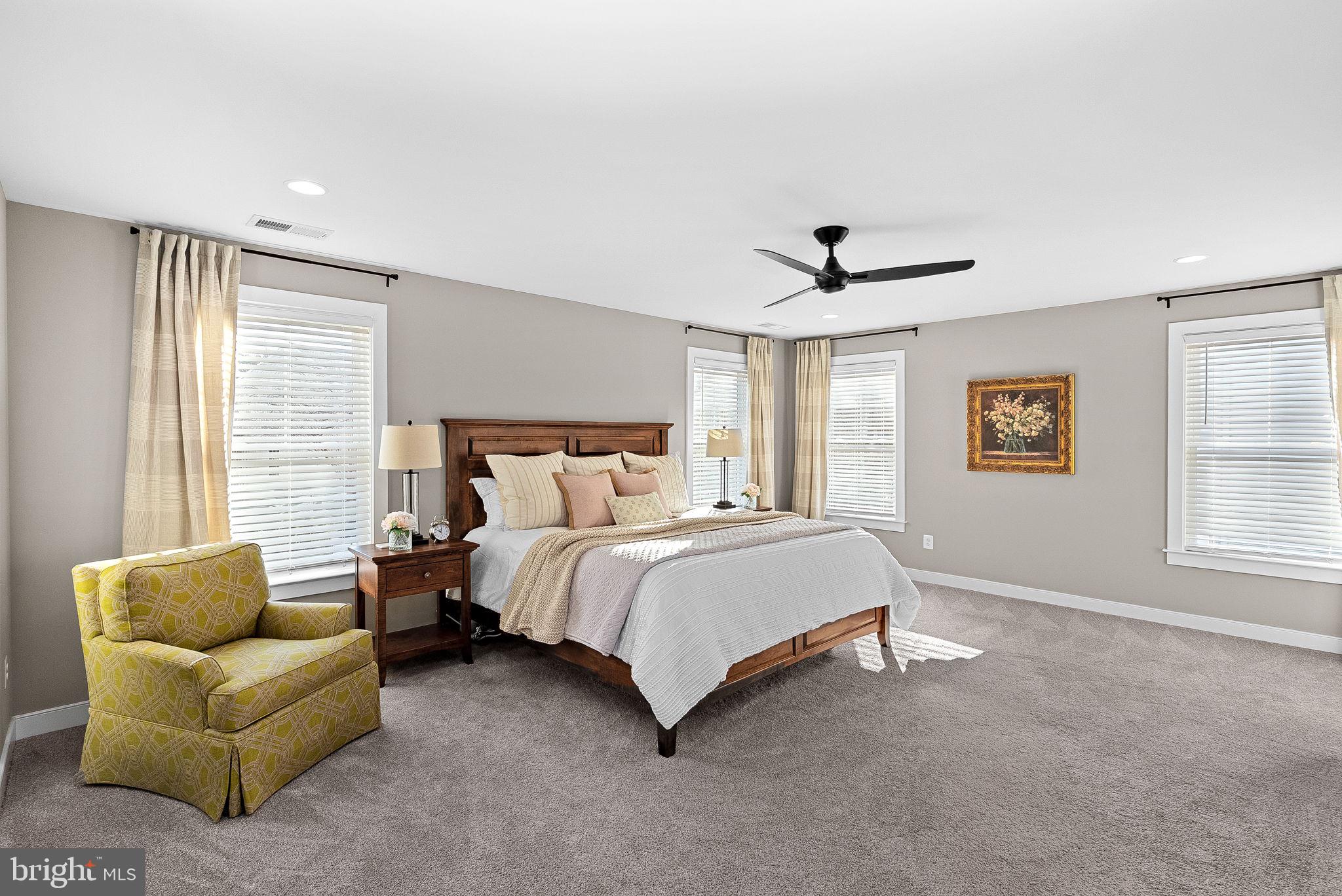 GREENWOOD COMMONS - Residential