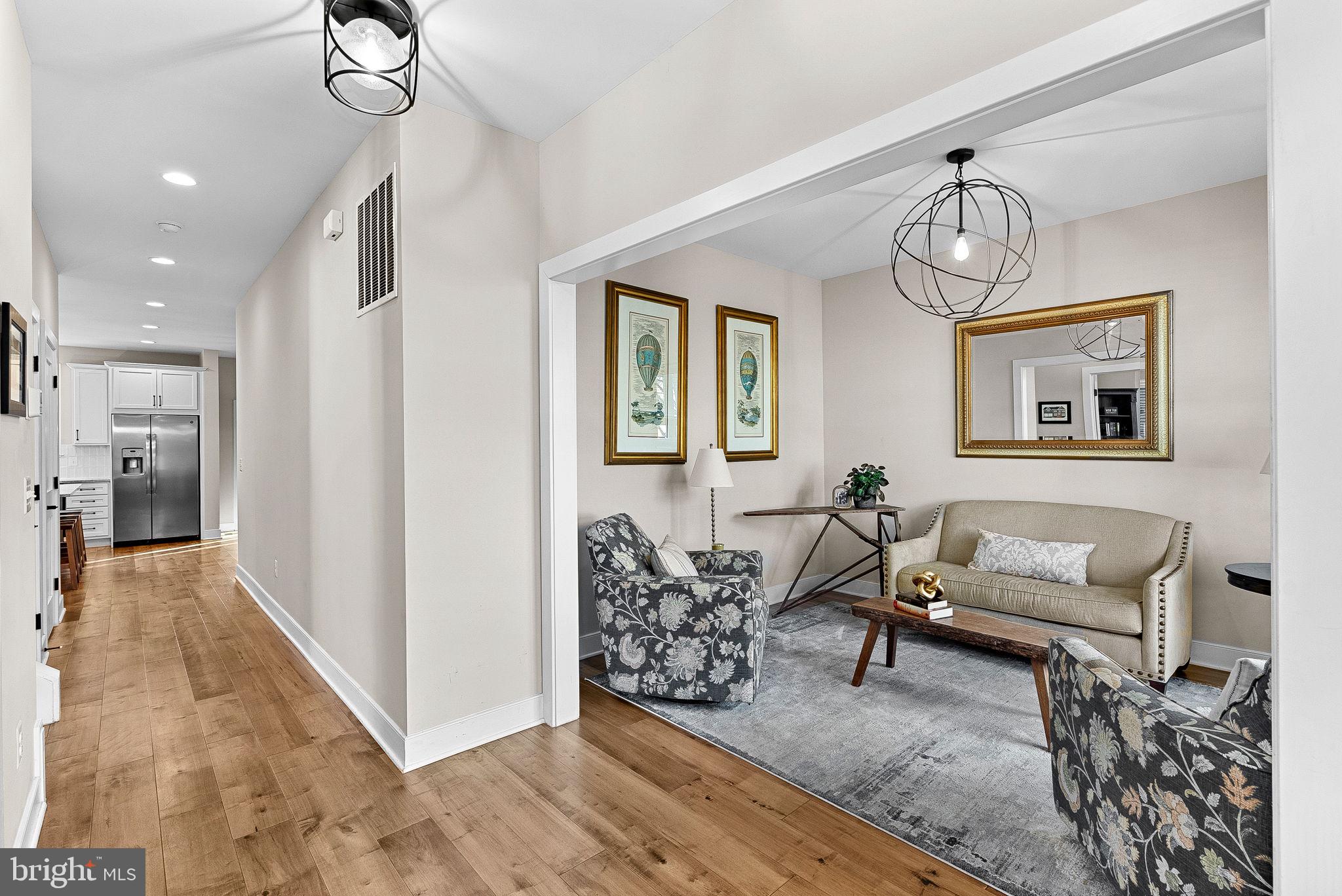 GREENWOOD COMMONS - Residential