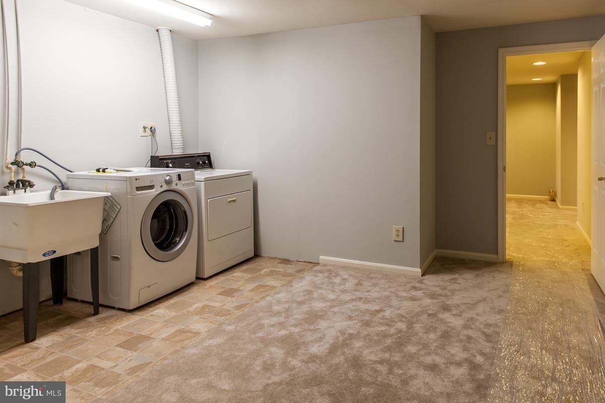 GABLE FIELD - Residential