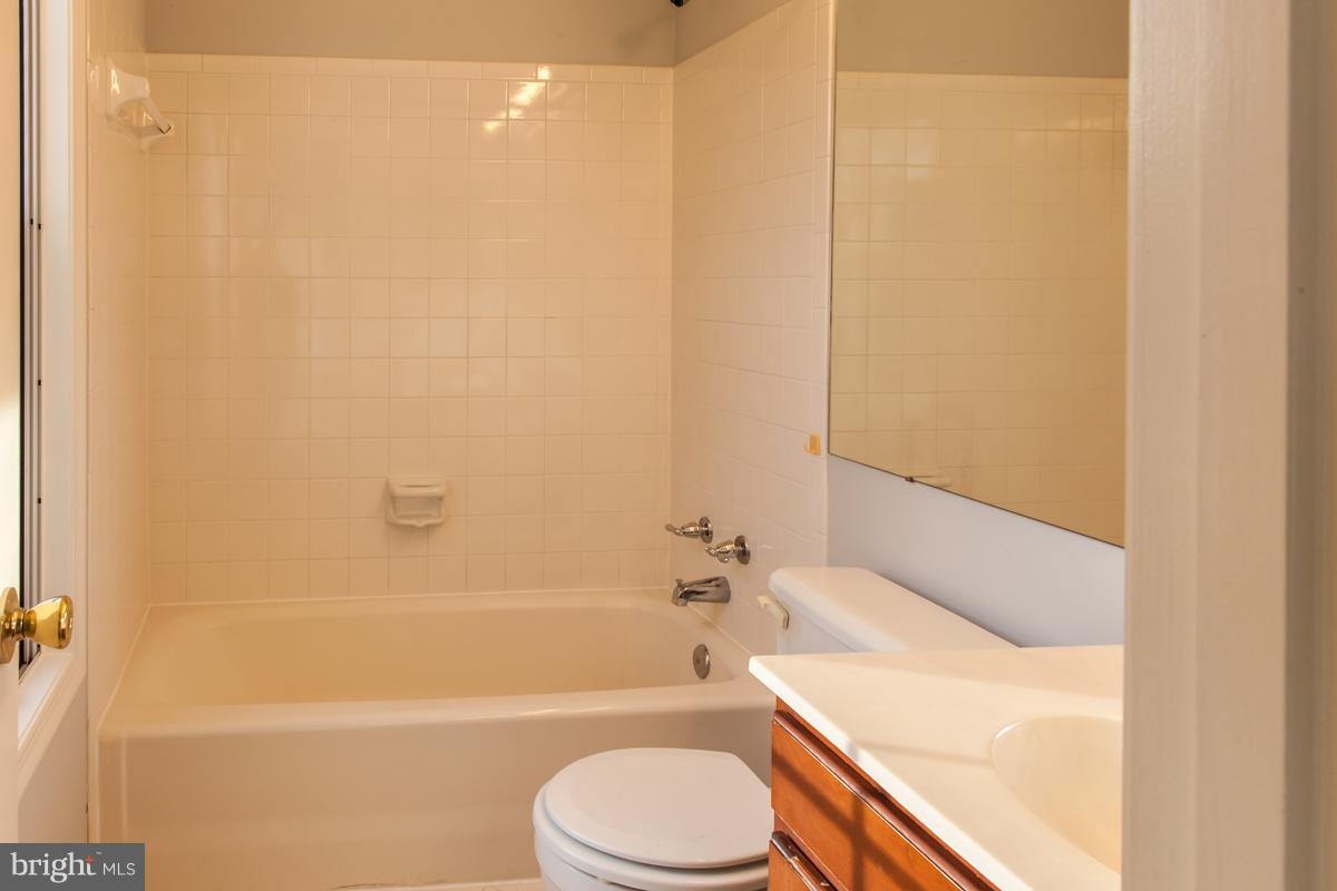 GABLE FIELD - Residential