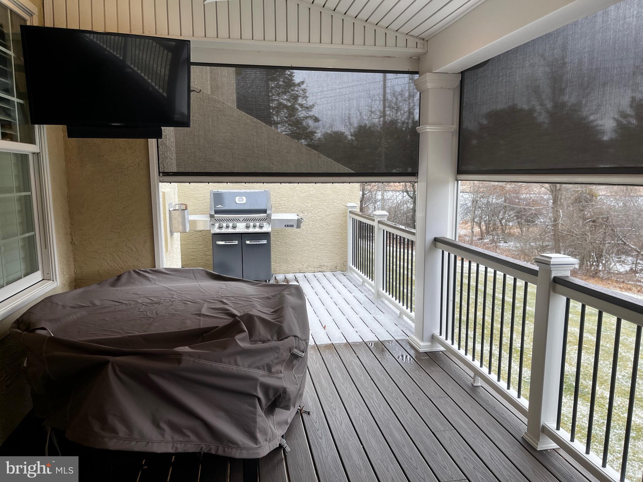 FOXCROFT OF BLUE B - Residential