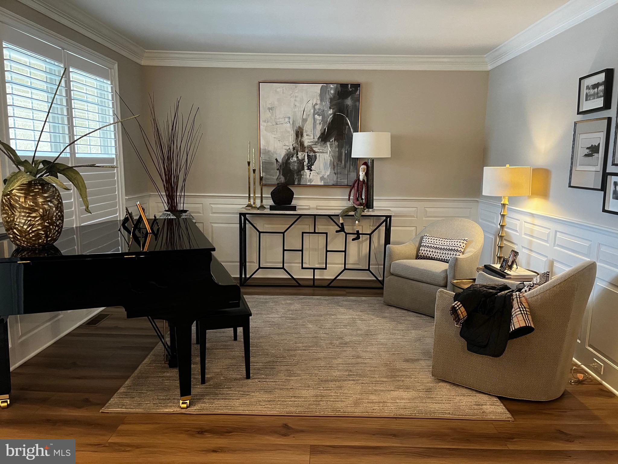 FOXCROFT OF BLUE B - Residential