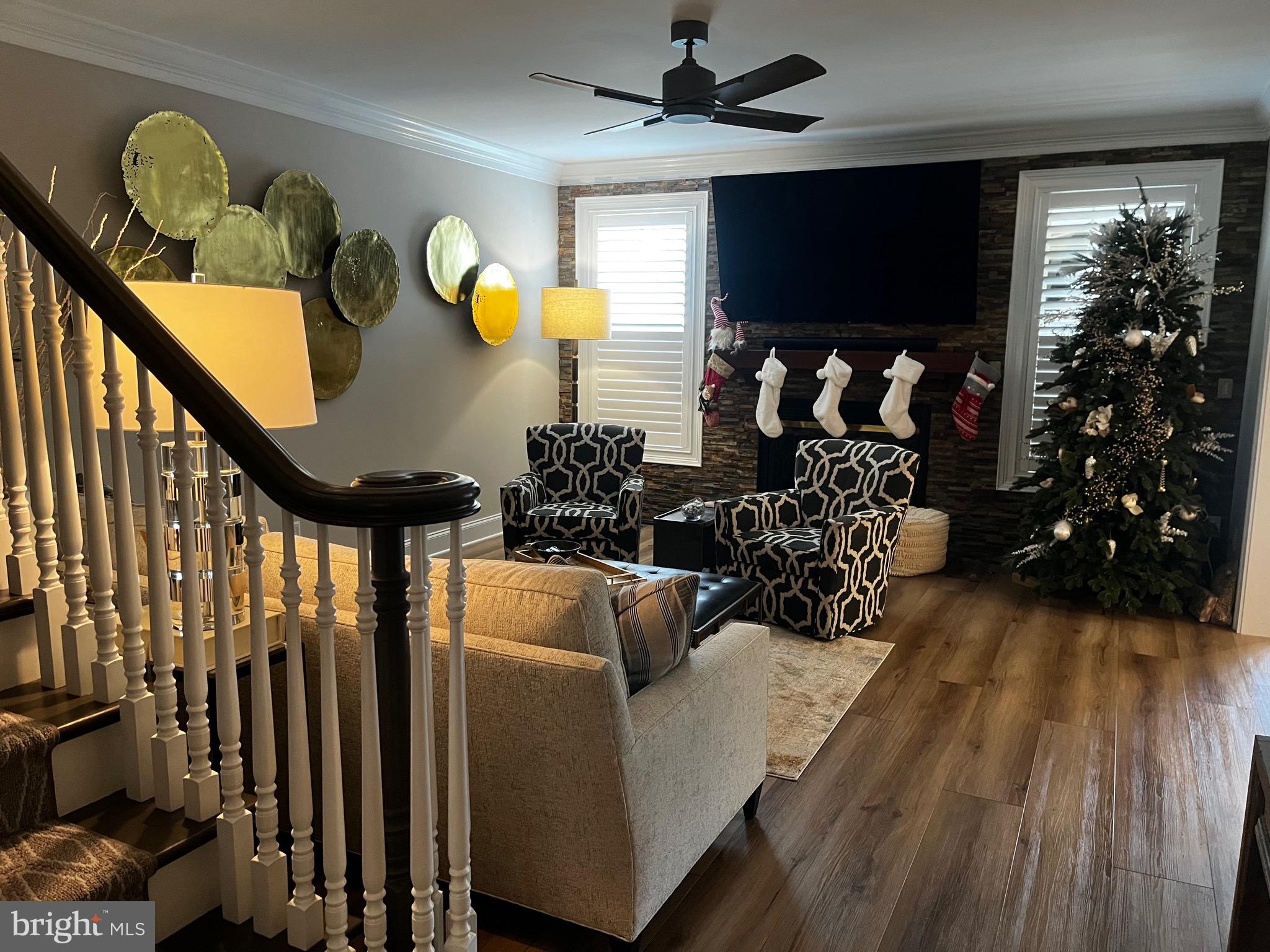 FOXCROFT OF BLUE B - Residential