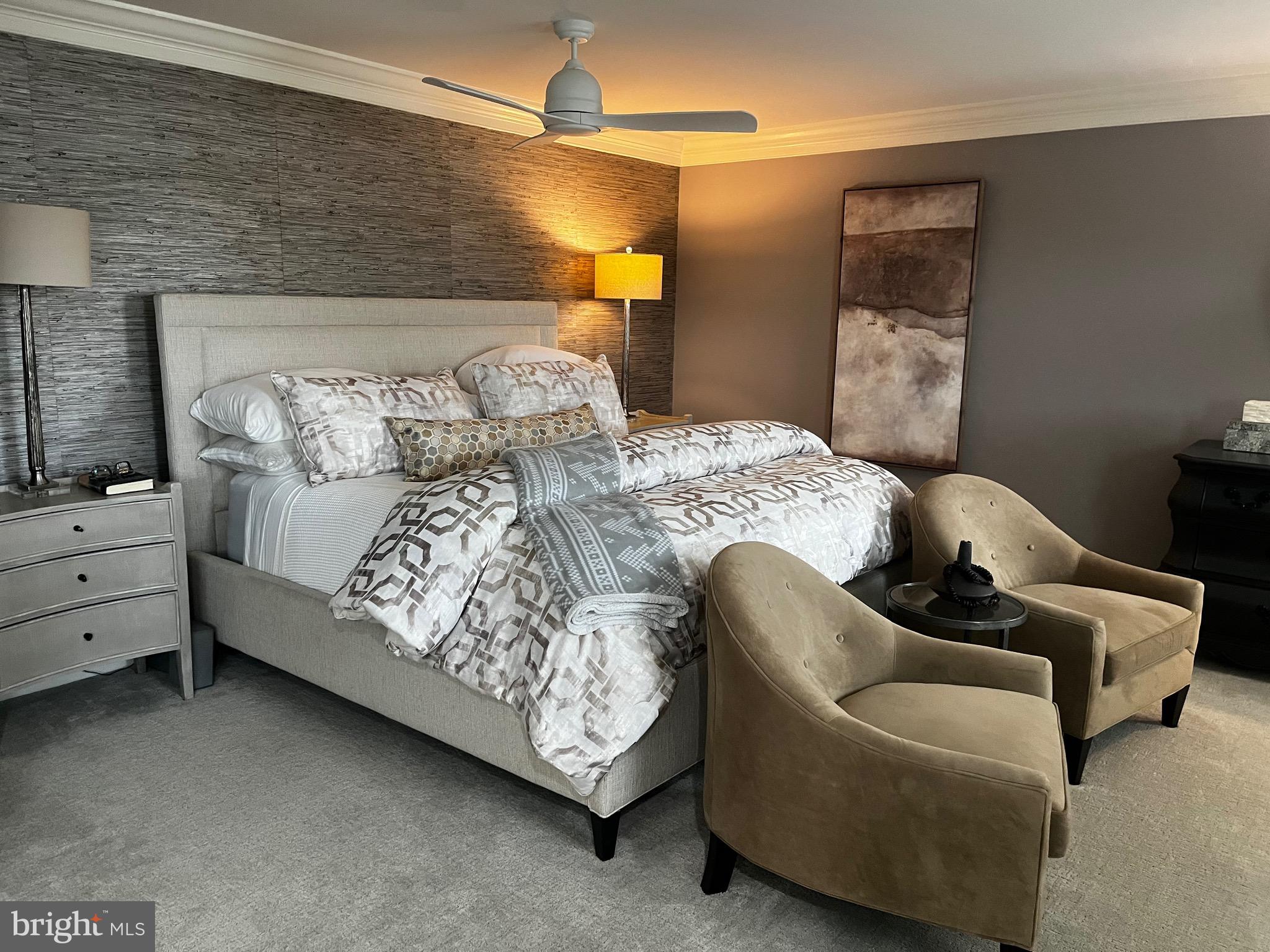 FOXCROFT OF BLUE B - Residential