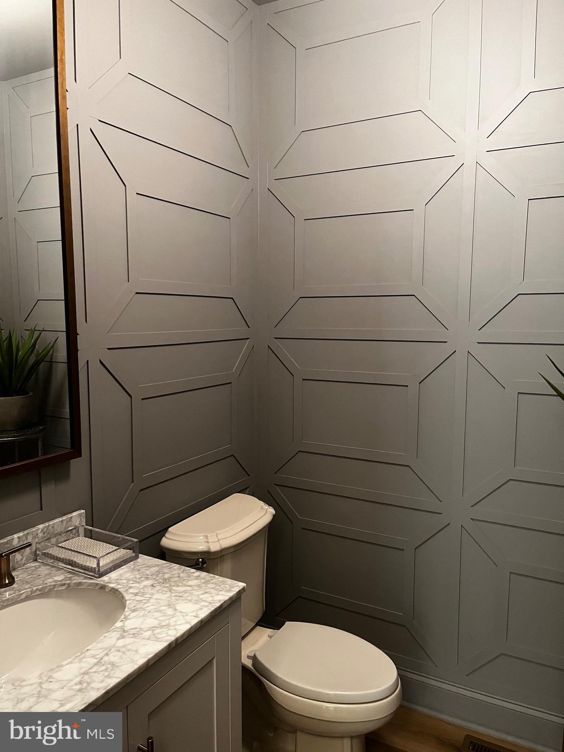 FOXCROFT OF BLUE B - Residential