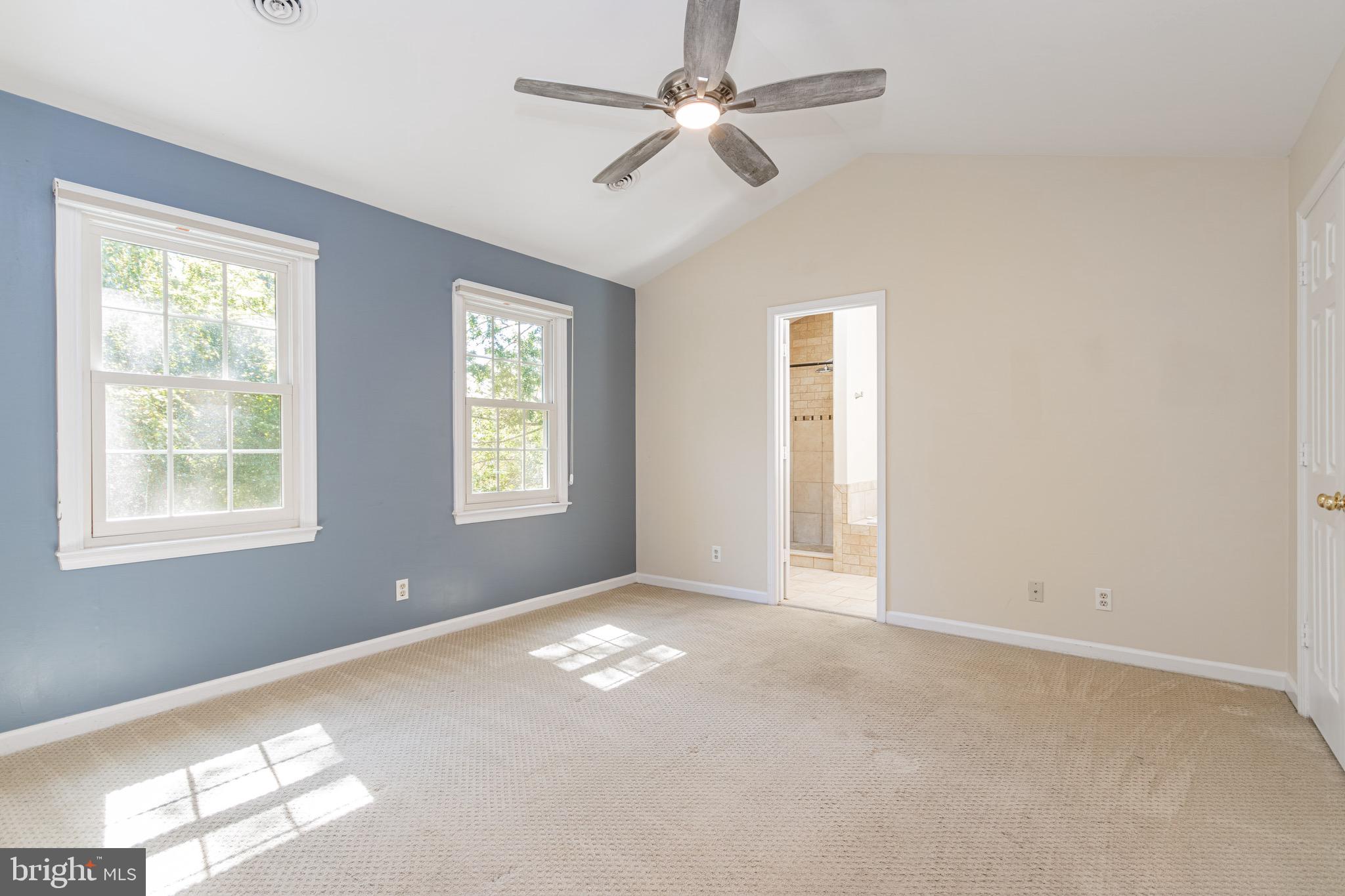 FOX POINT - Residential