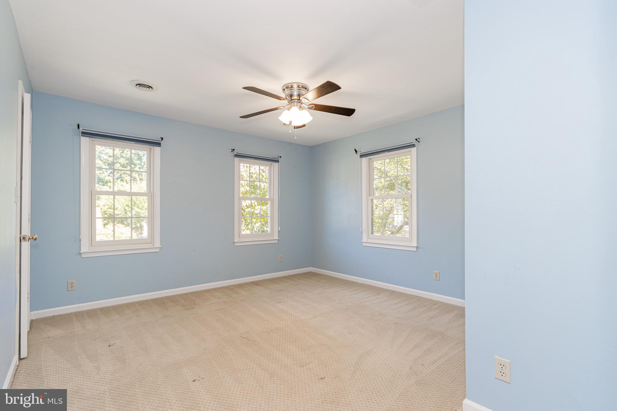 FOX POINT - Residential