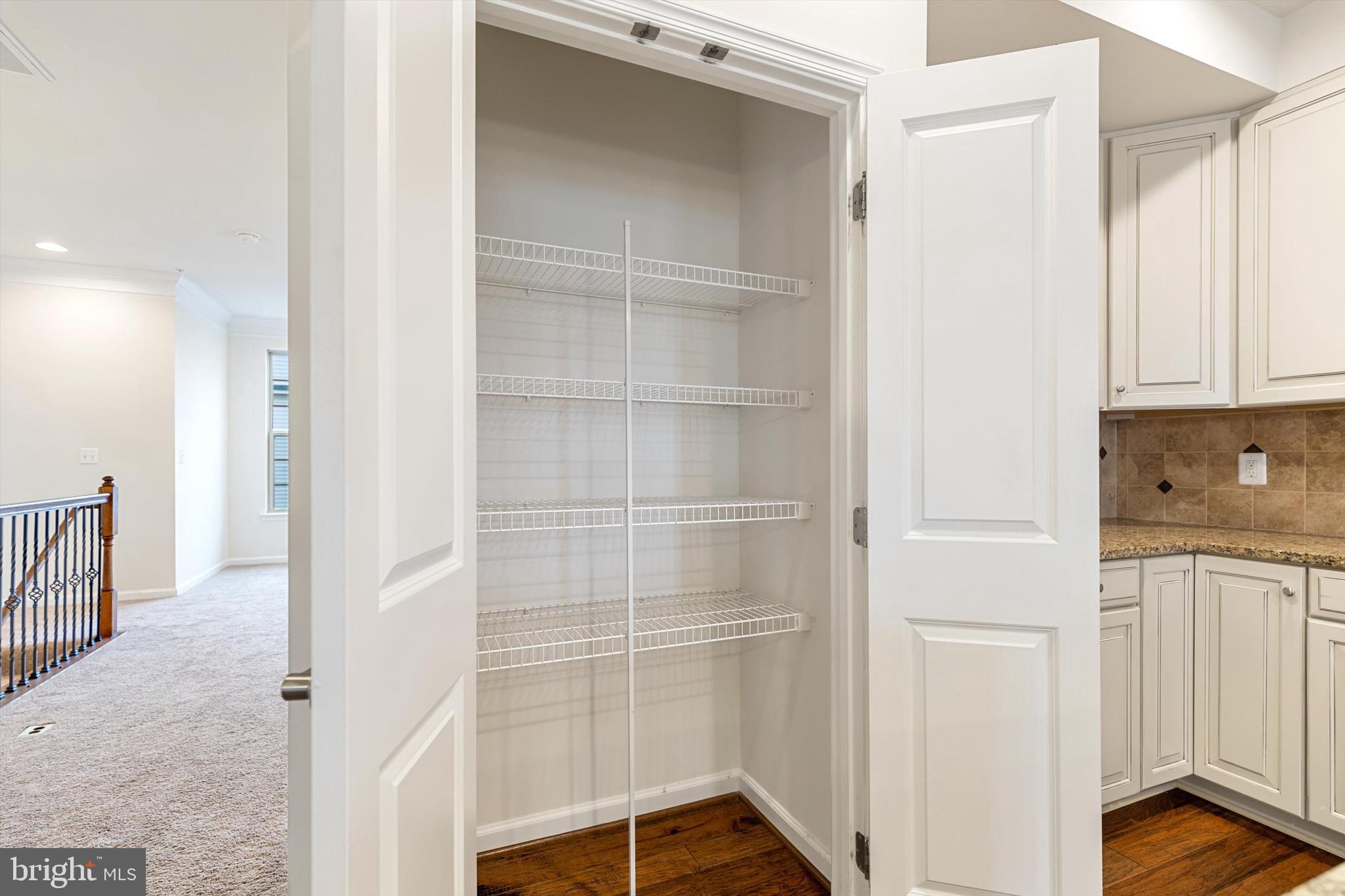 VIRGINIA MANOR CONDOMINIUM - Residential