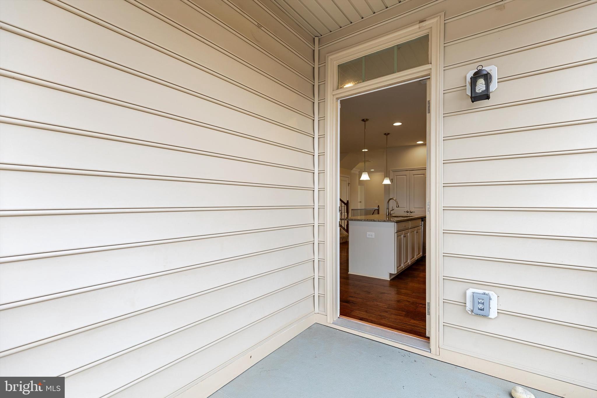 VIRGINIA MANOR CONDOMINIUM - Residential