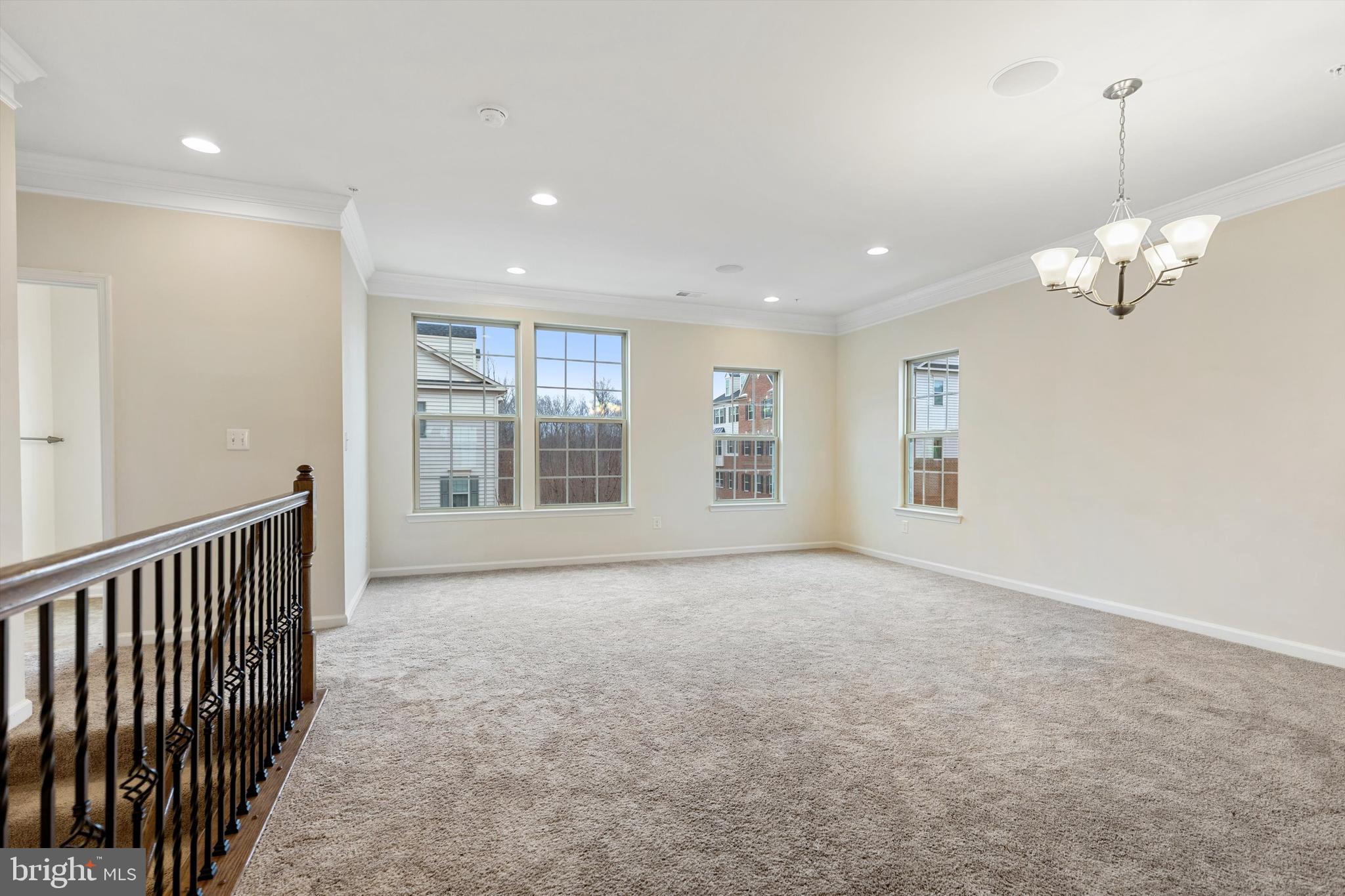 VIRGINIA MANOR CONDOMINIUM - Residential