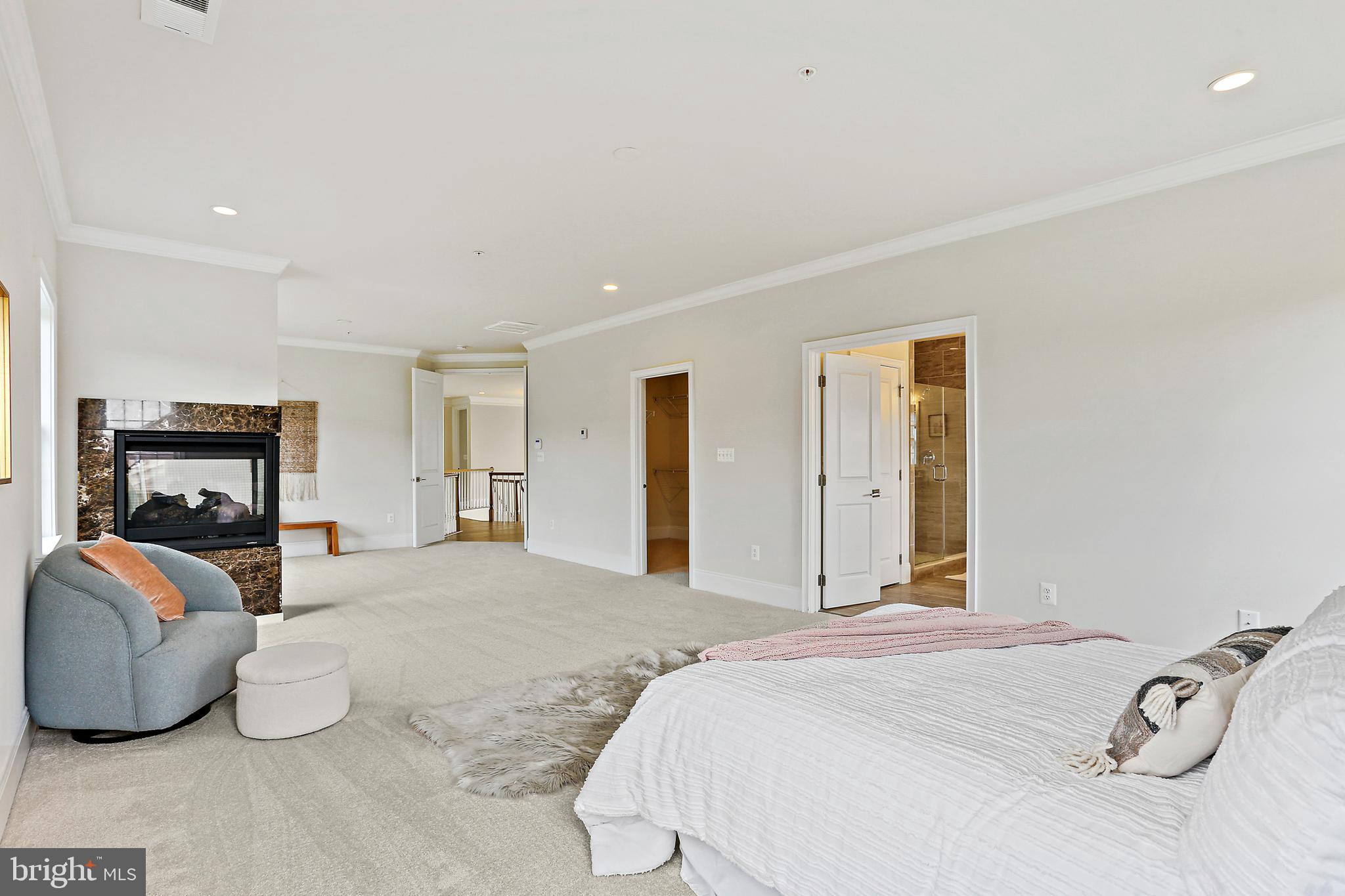 TROTTERS GLEN - Residential