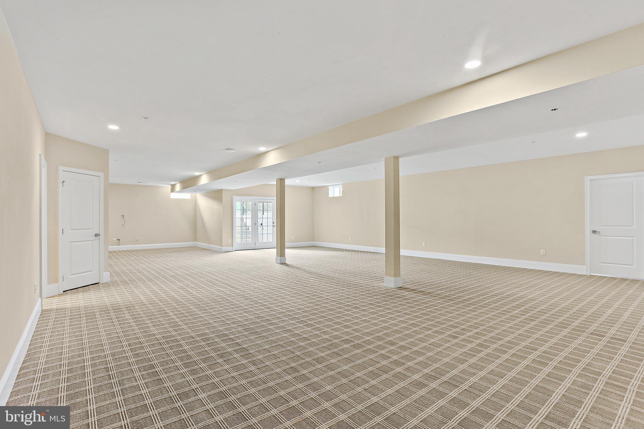 TROTTERS GLEN - Residential