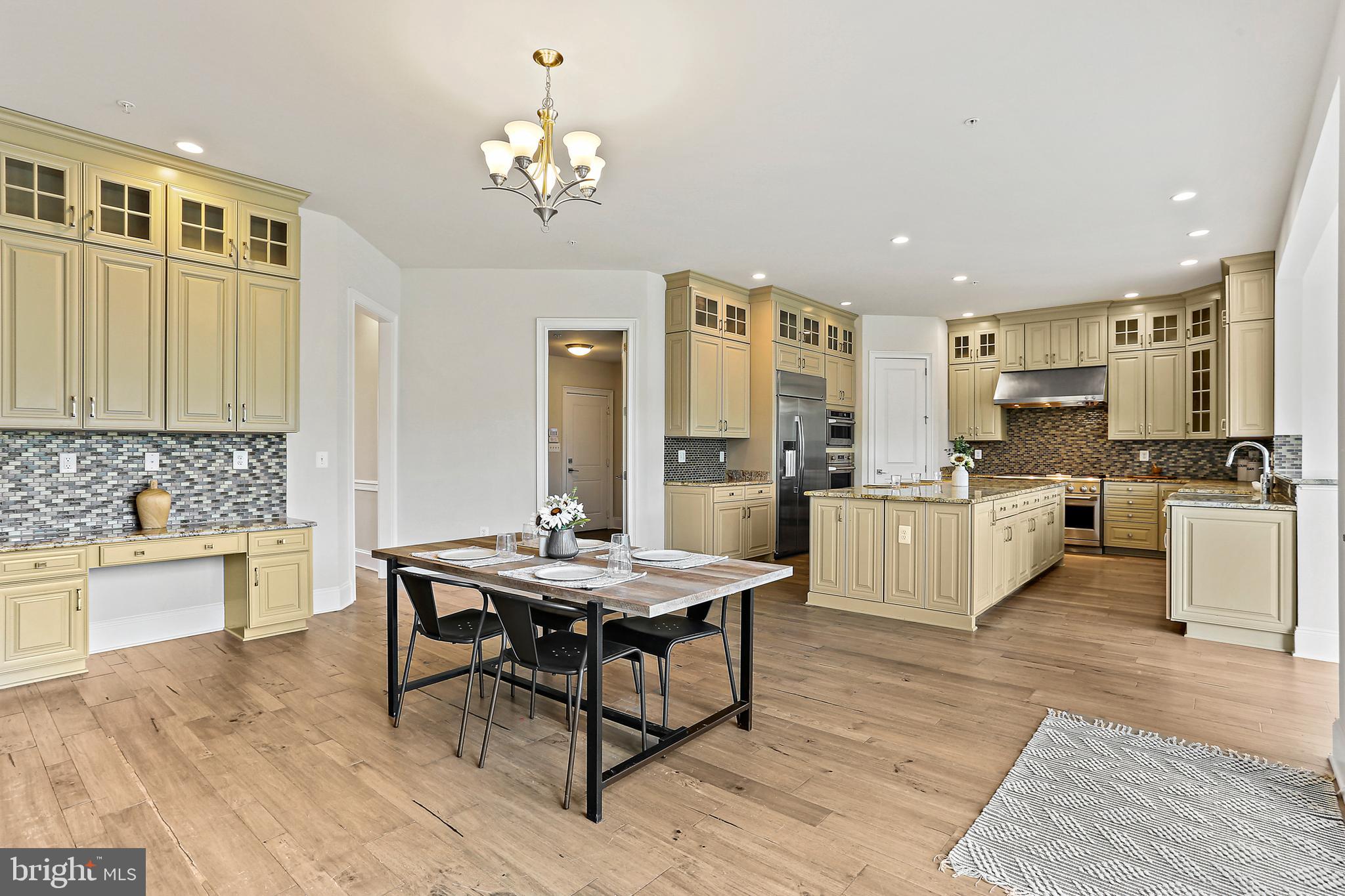 TROTTERS GLEN - Residential