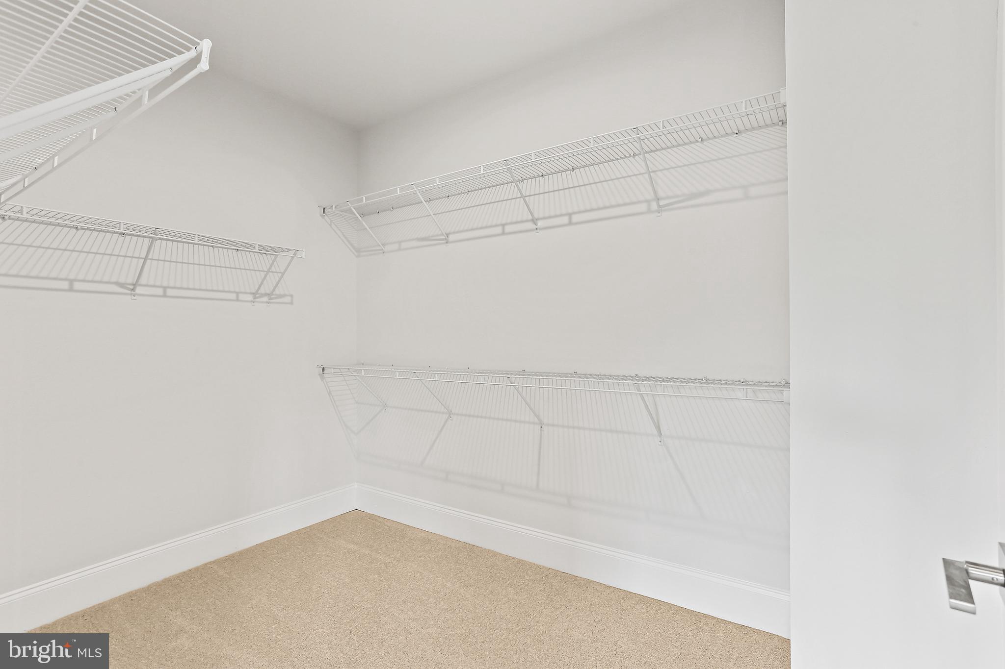 TROTTERS GLEN - Residential