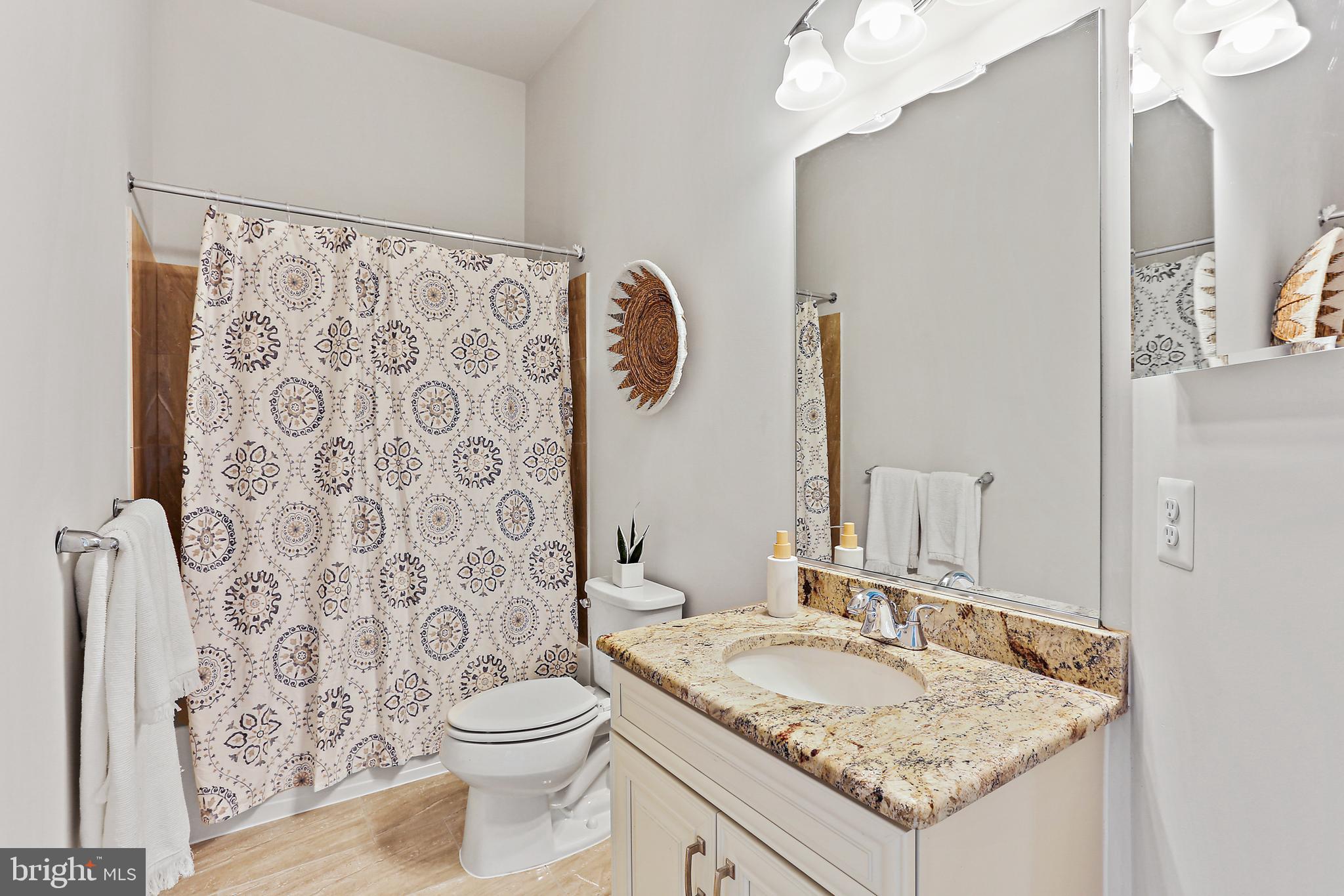 TROTTERS GLEN - Residential