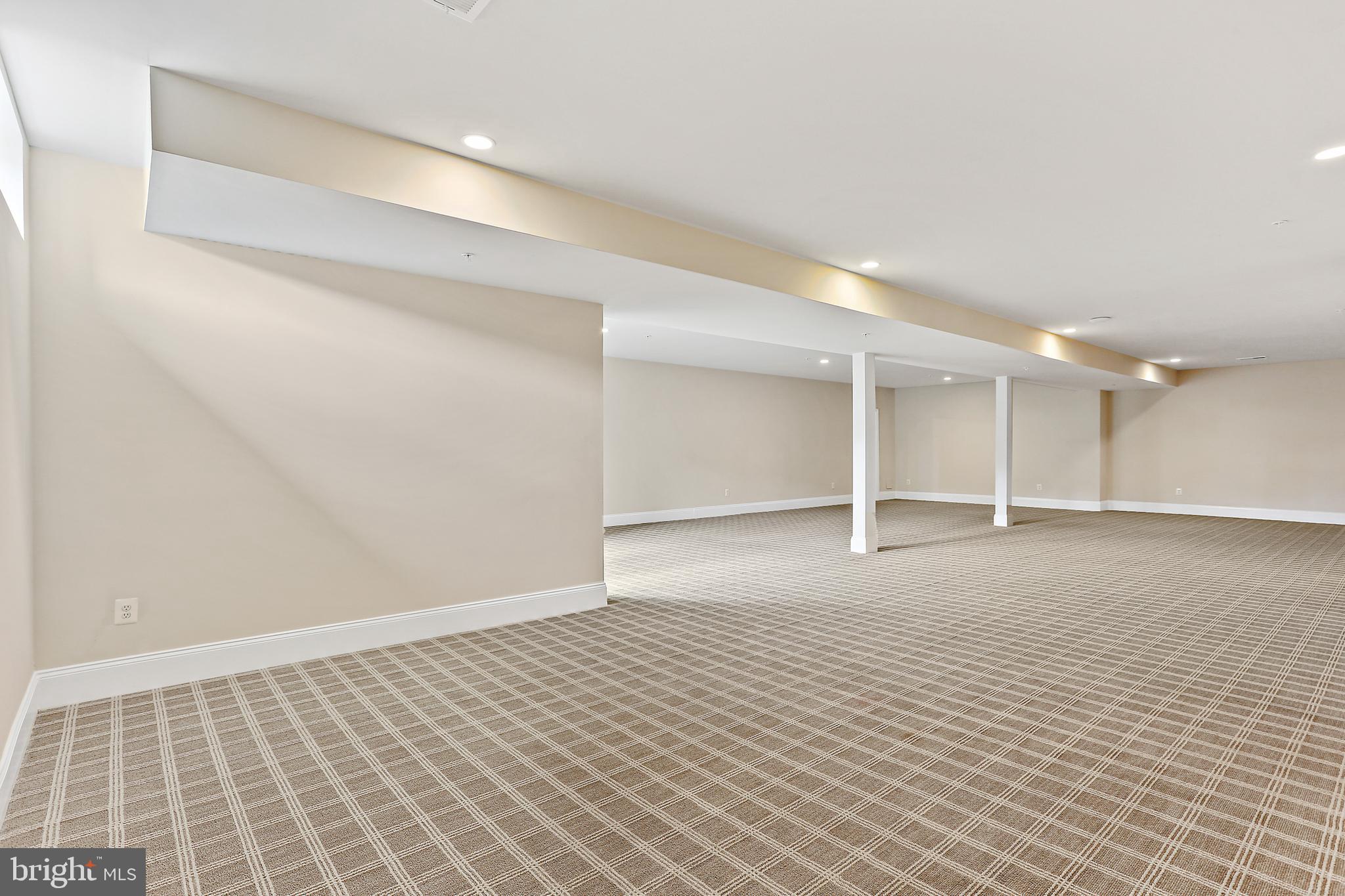 TROTTERS GLEN - Residential