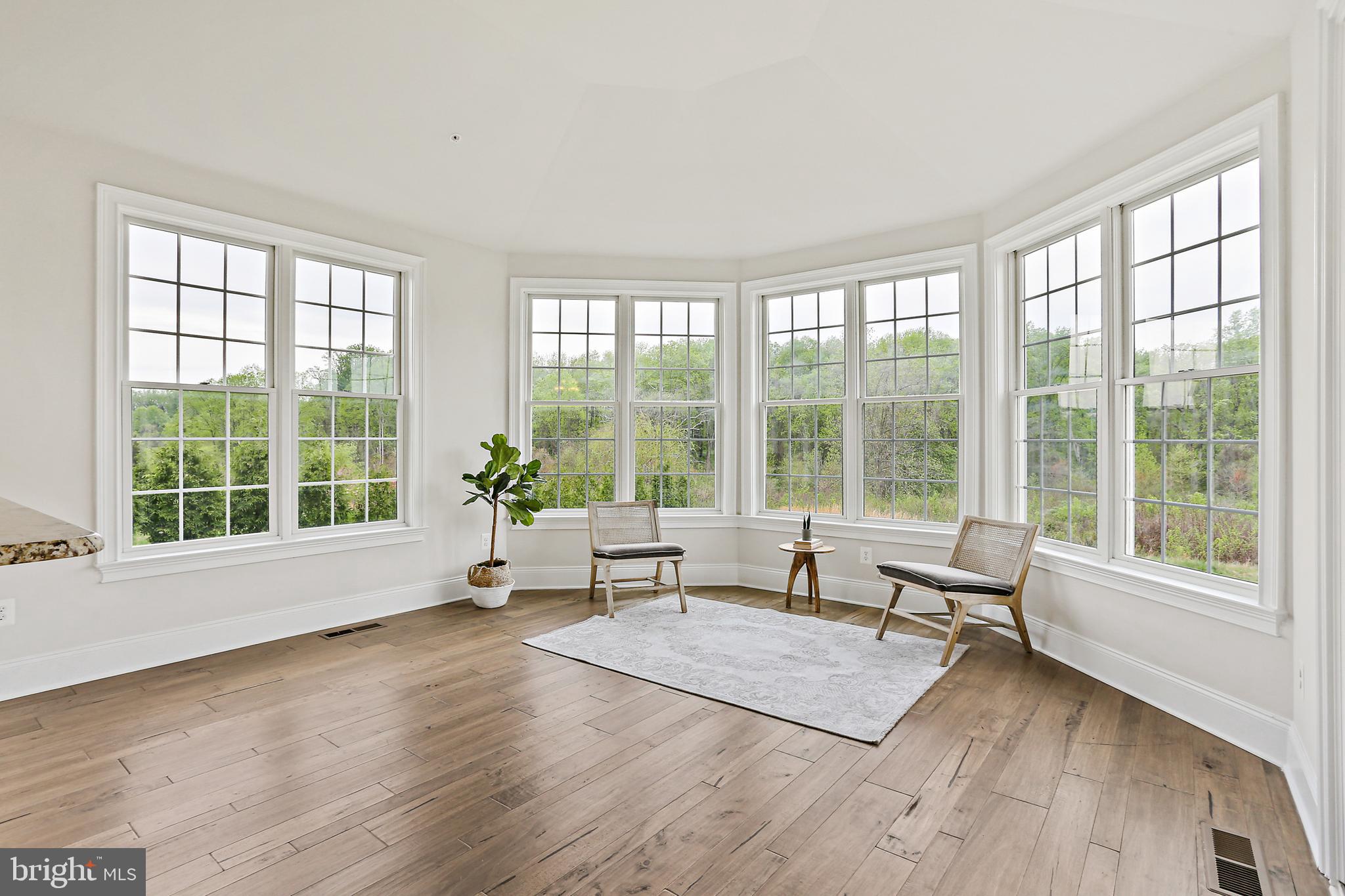 TROTTERS GLEN - Residential