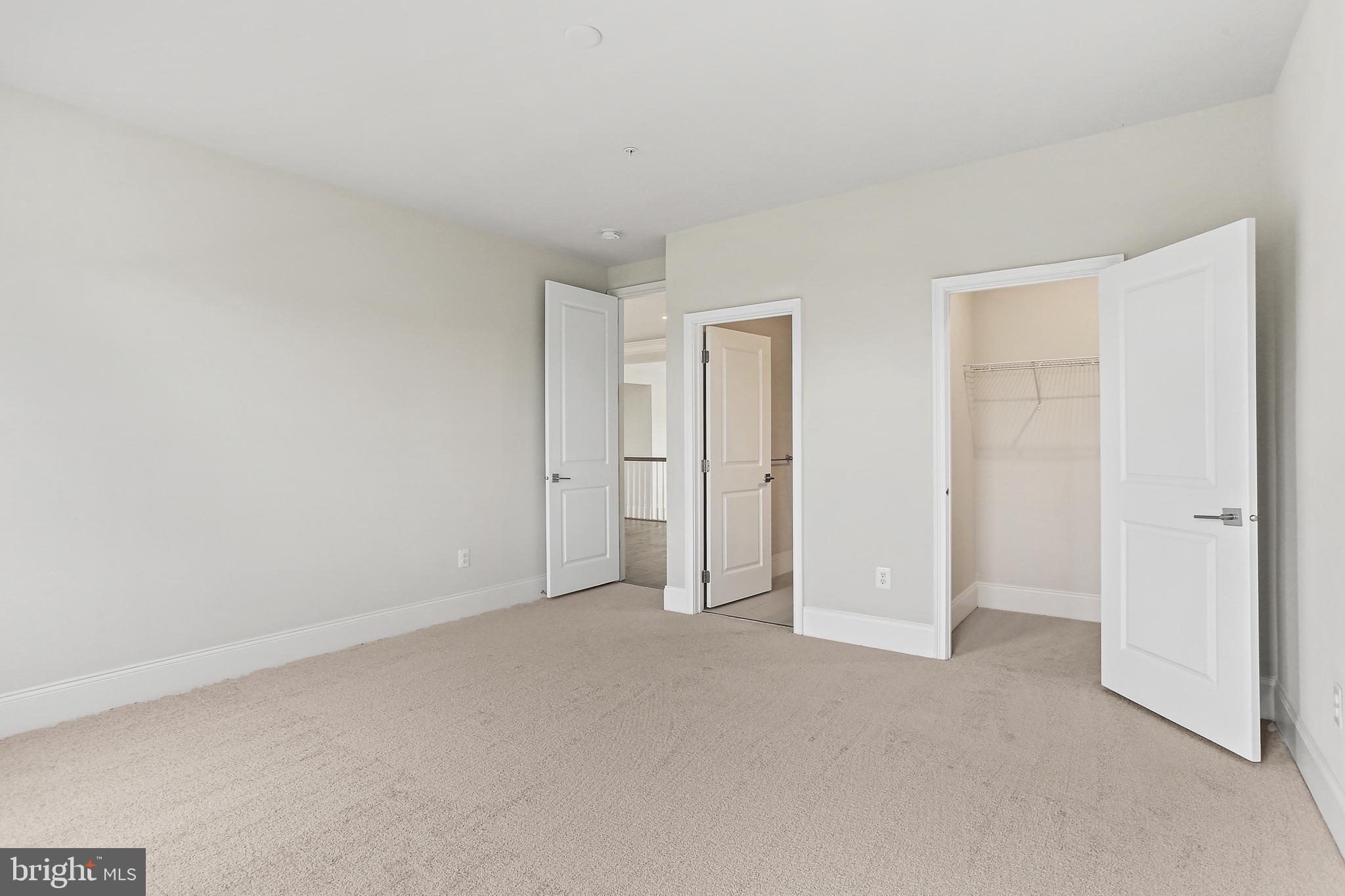 TROTTERS GLEN - Residential