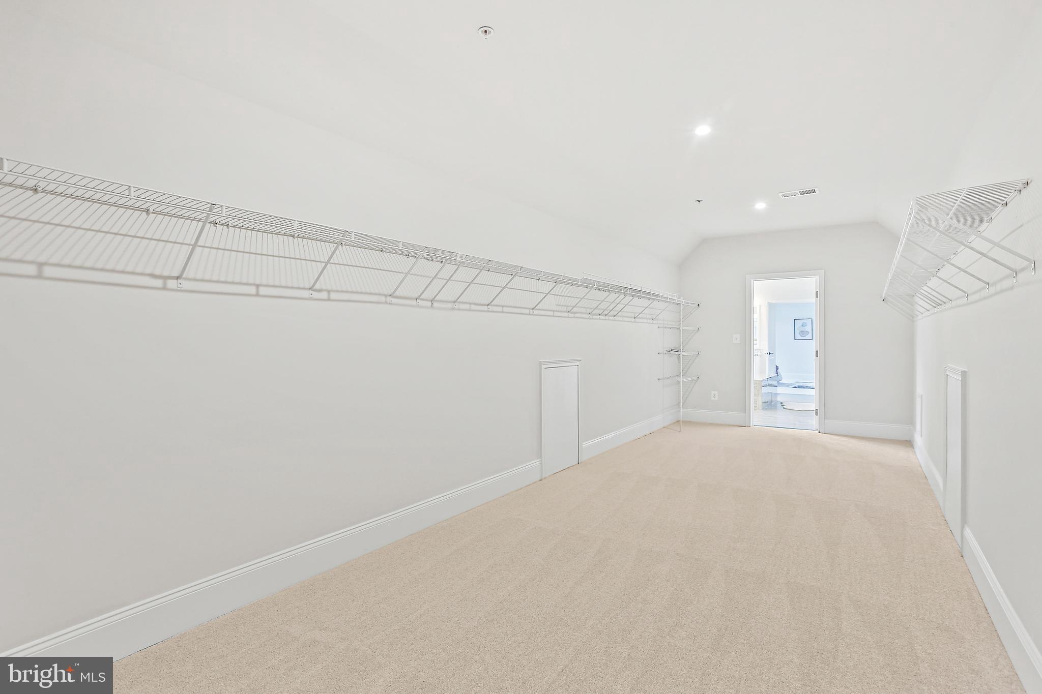 TROTTERS GLEN - Residential