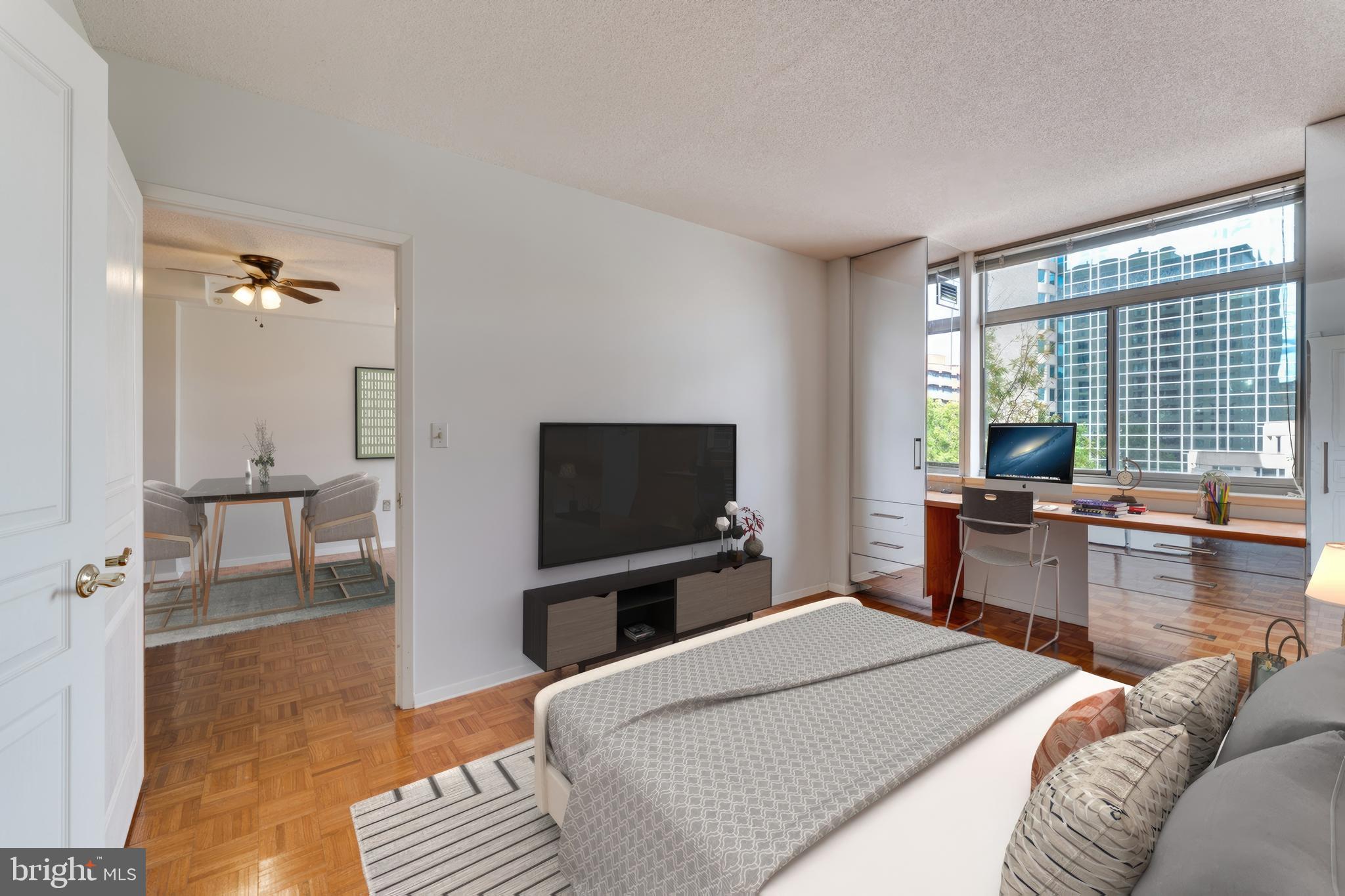 CRESCENT PLAZA - Residential