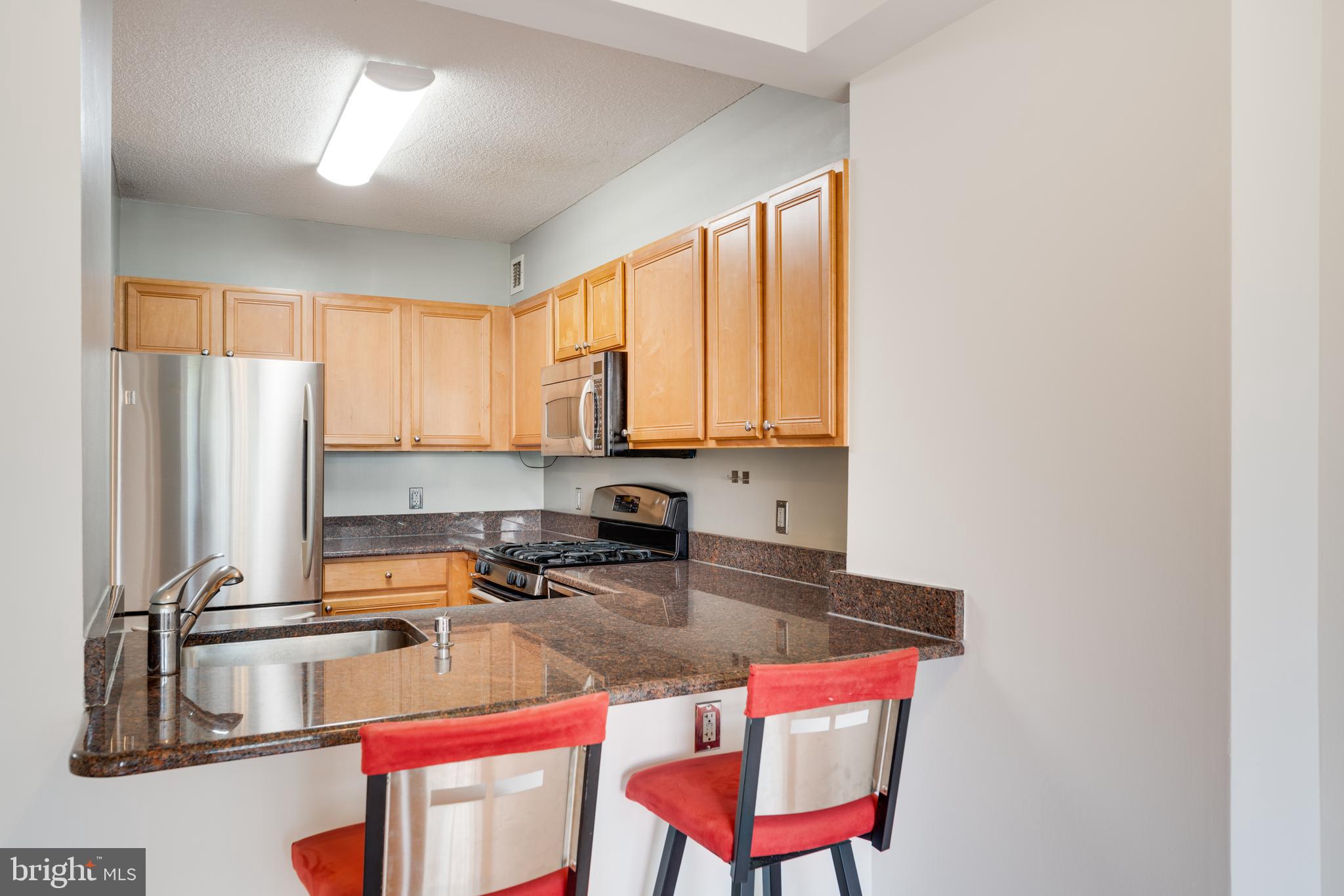 CRESCENT PLAZA - Residential