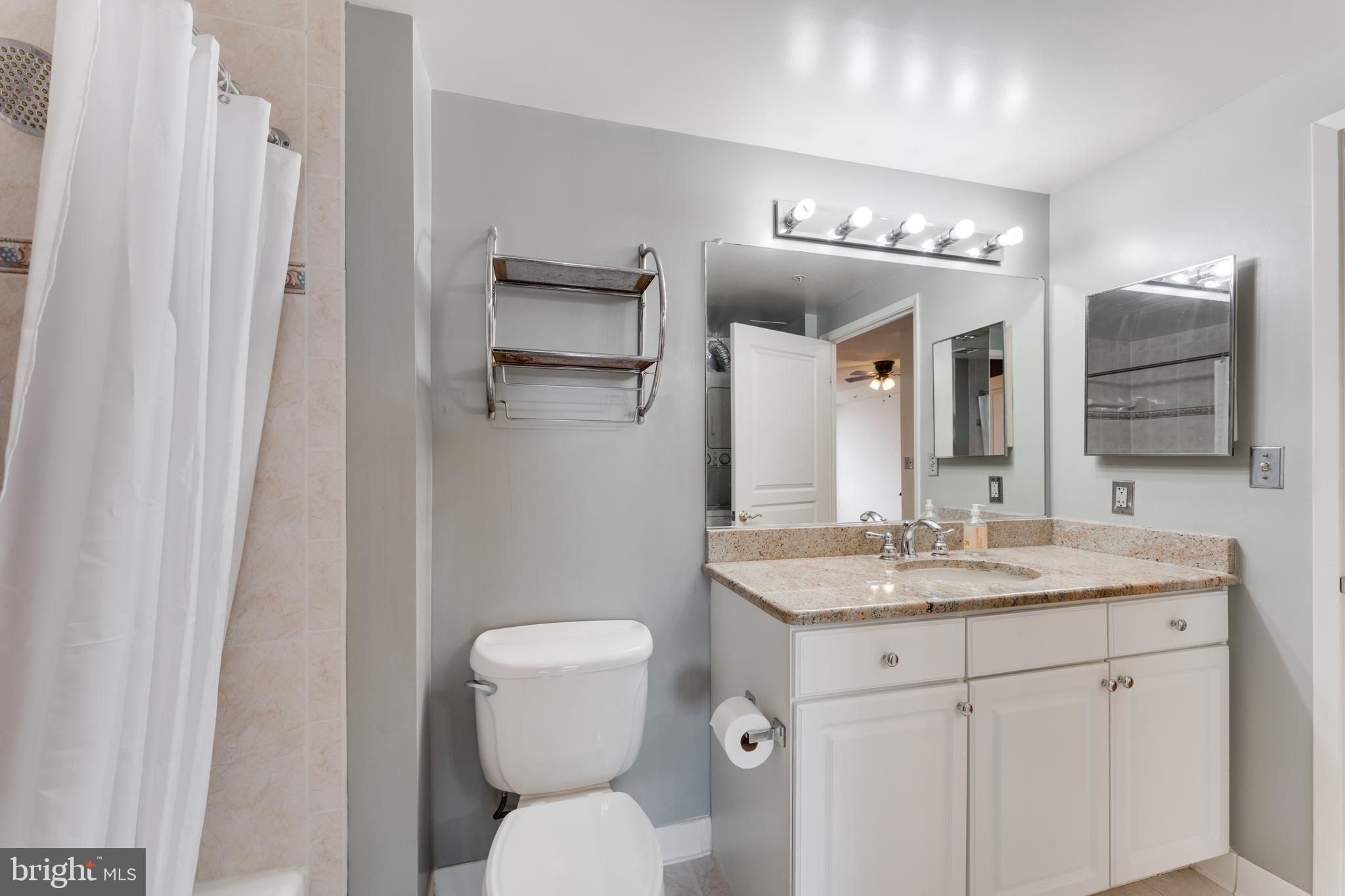 CRESCENT PLAZA - Residential