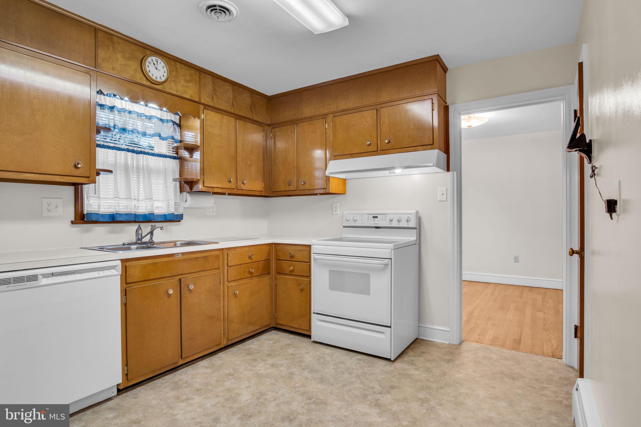 BASIN HILL HEIGHTS - Residential