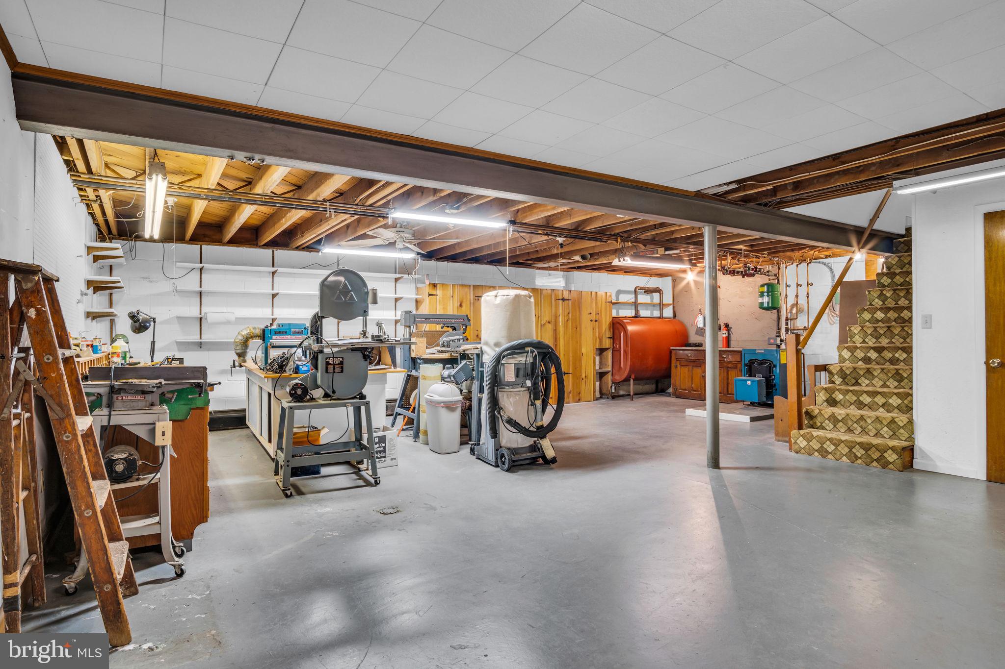 BASIN HILL HEIGHTS - Residential