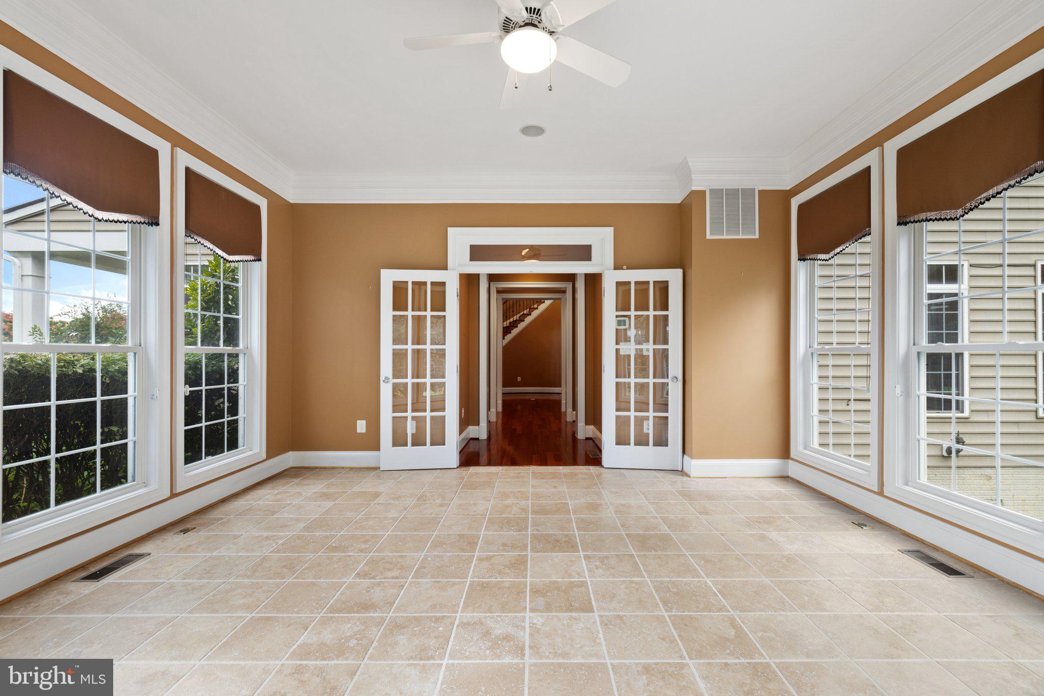 HEATHER KNOLLS - Residential