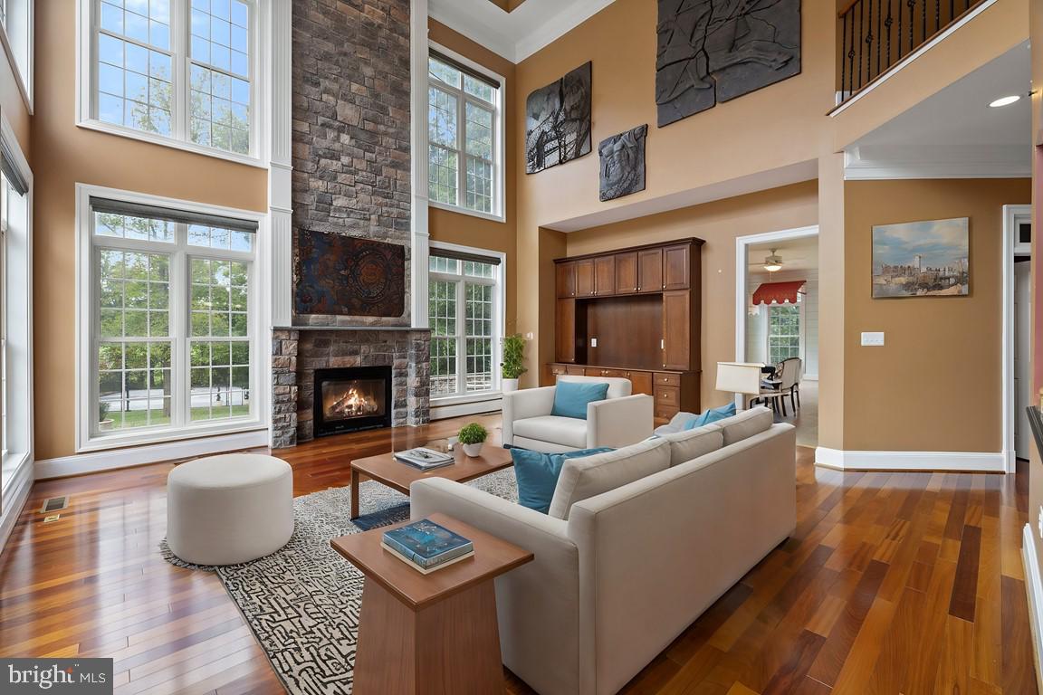 HEATHER KNOLLS - Residential