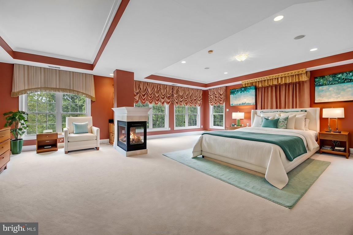 HEATHER KNOLLS - Residential