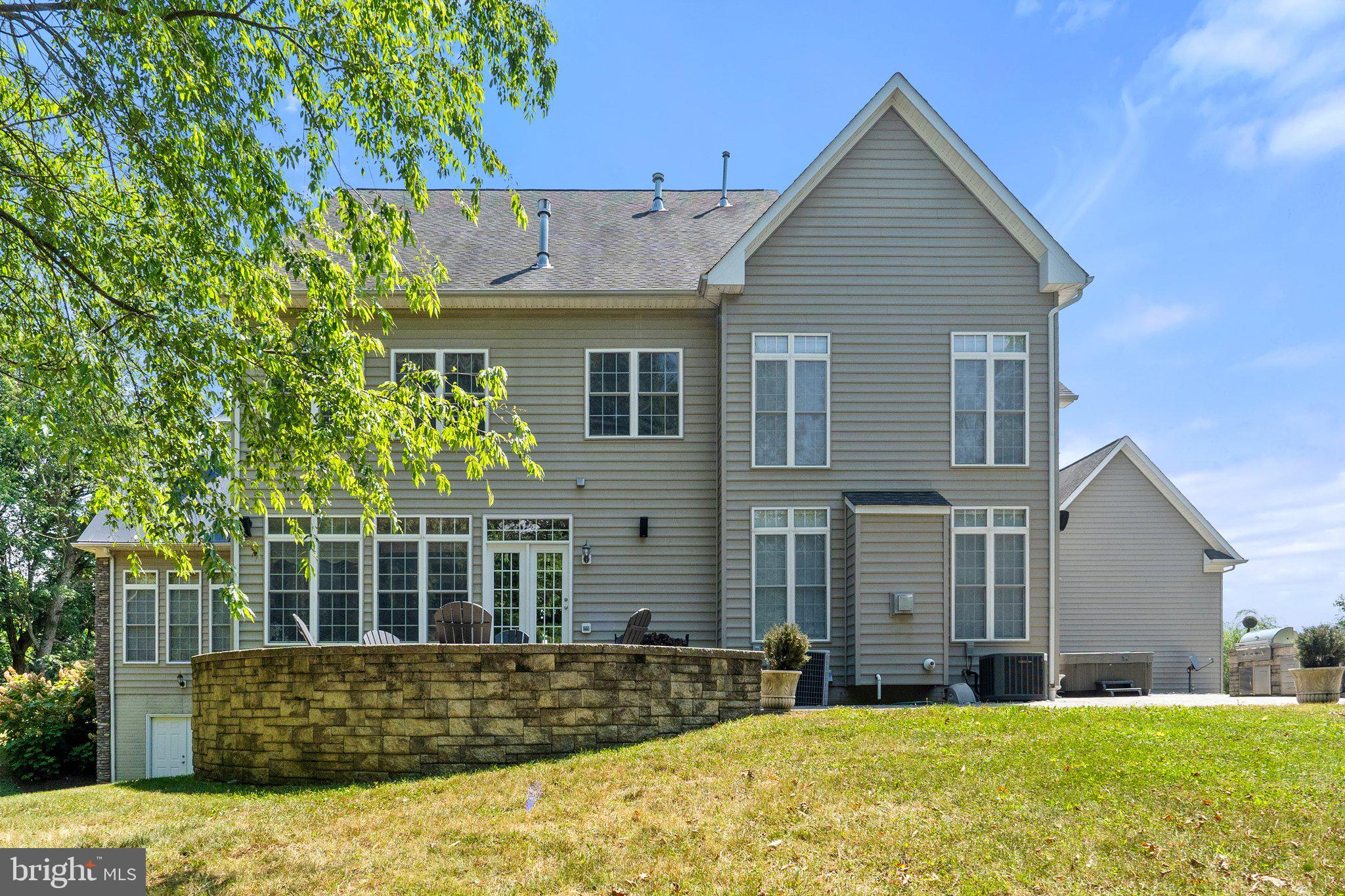 HEATHER KNOLLS - Residential