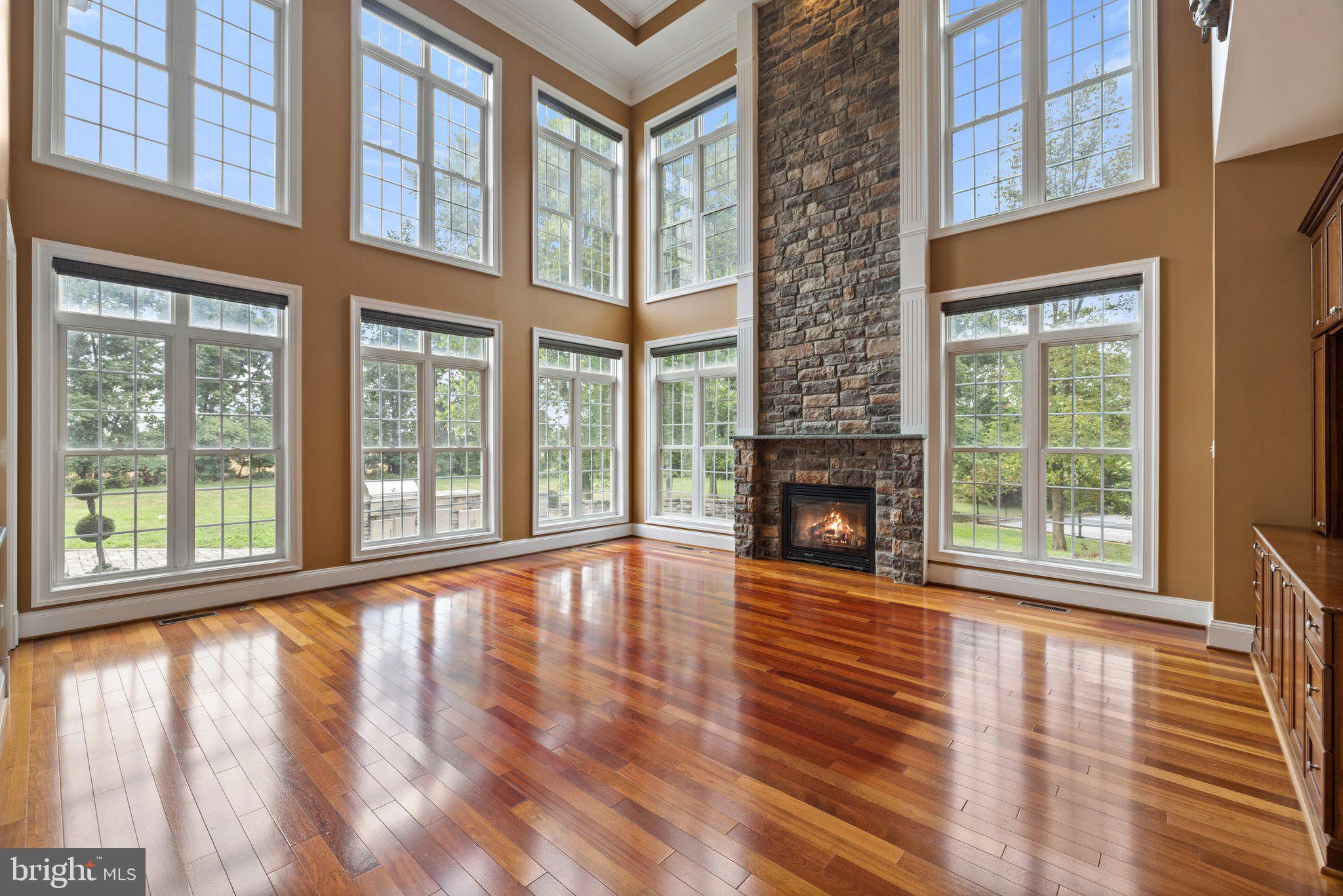 HEATHER KNOLLS - Residential