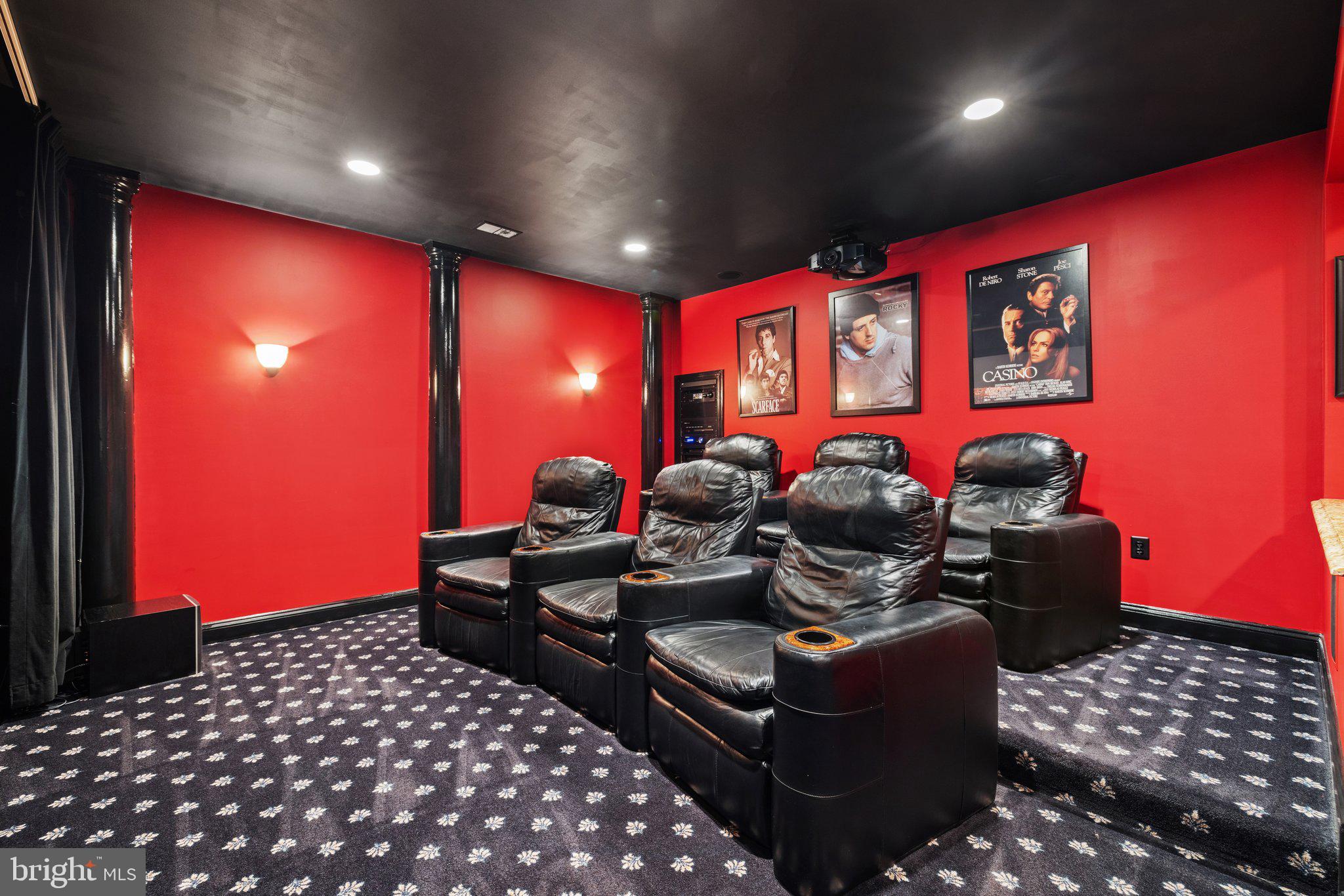 HEATHER KNOLLS - Residential